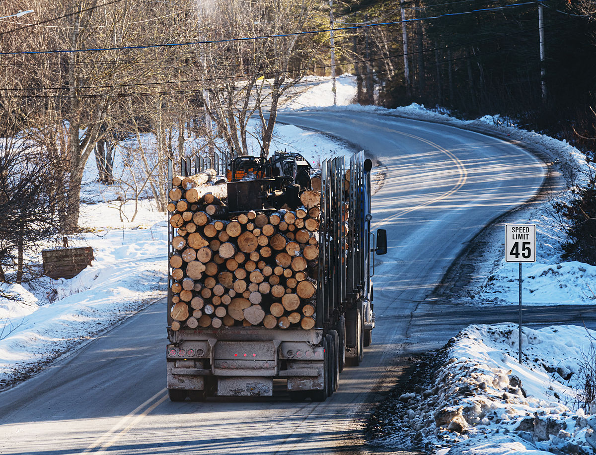 普通电阻率测井仪器工作原理与采集技术