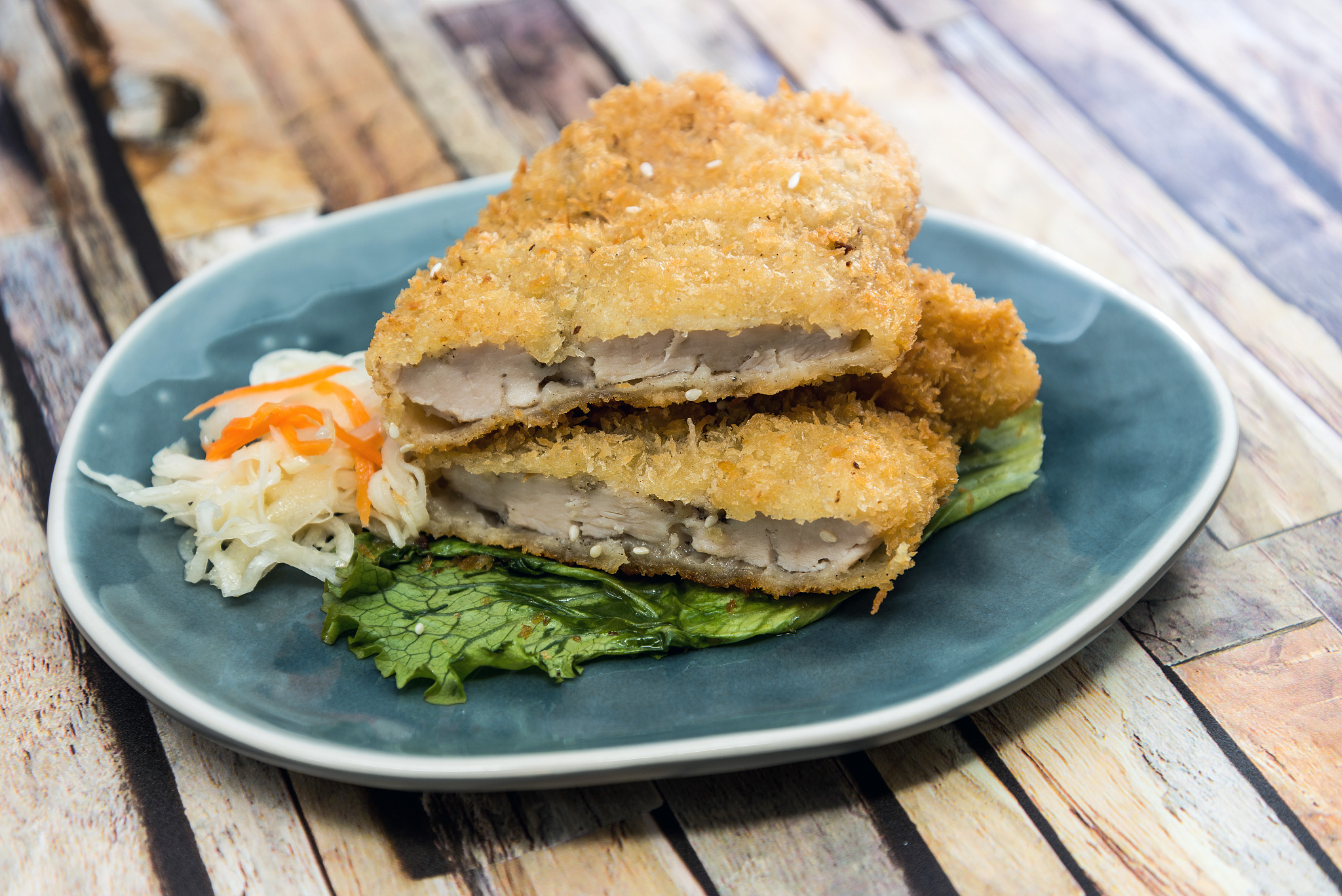 香酥大鸡排热干面外卖好评：美味到停不下来！