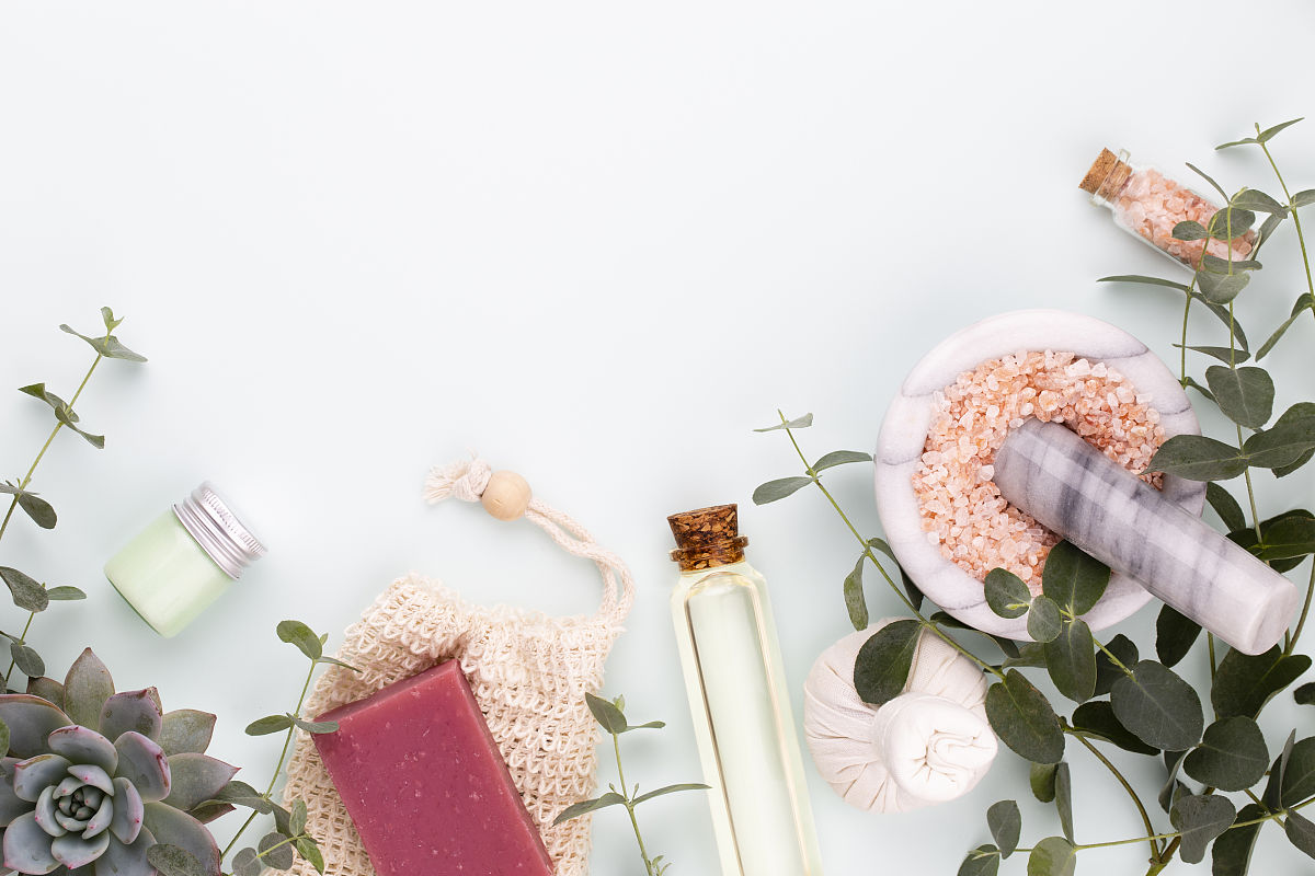 用以下内容帮我写10个长尾关键词宇妥金丹