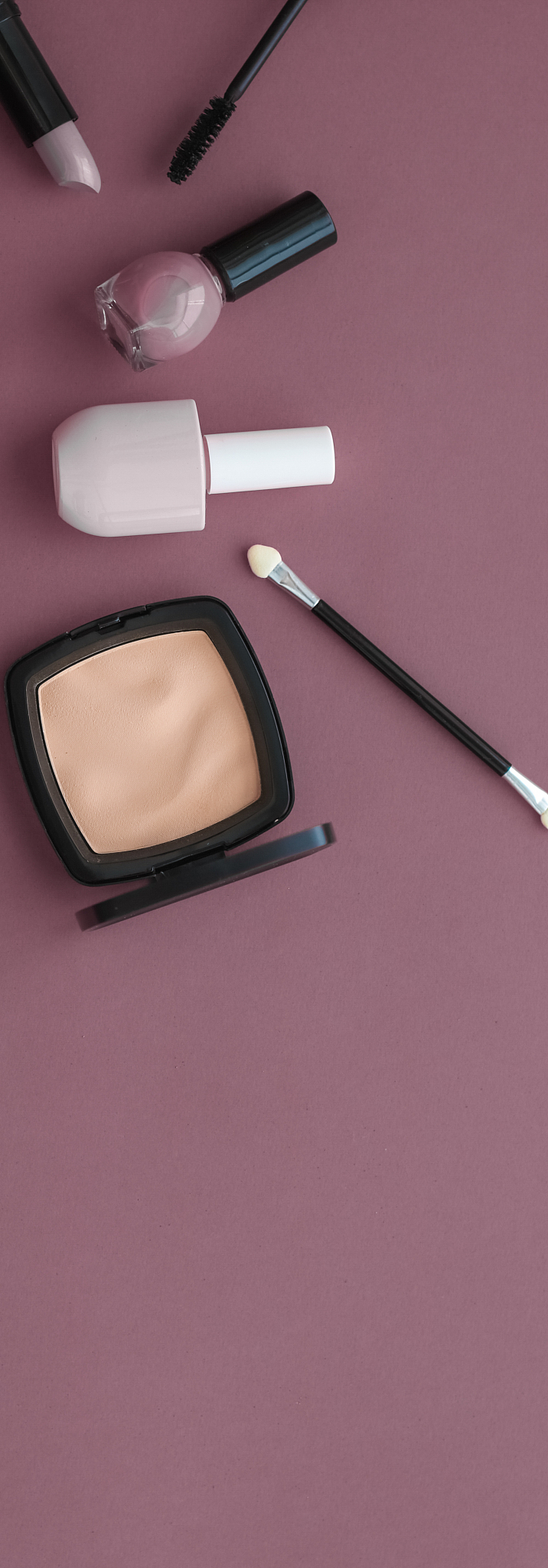 🔥 告别卡粉！魔法粉底刷，让你拥有完美无瑕底妆！ 🔥