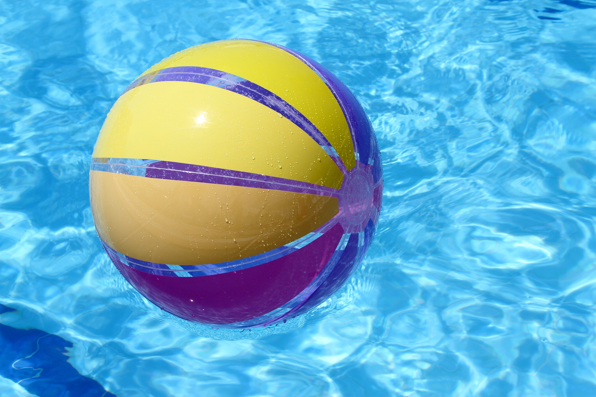 beachball and swimmingpool.