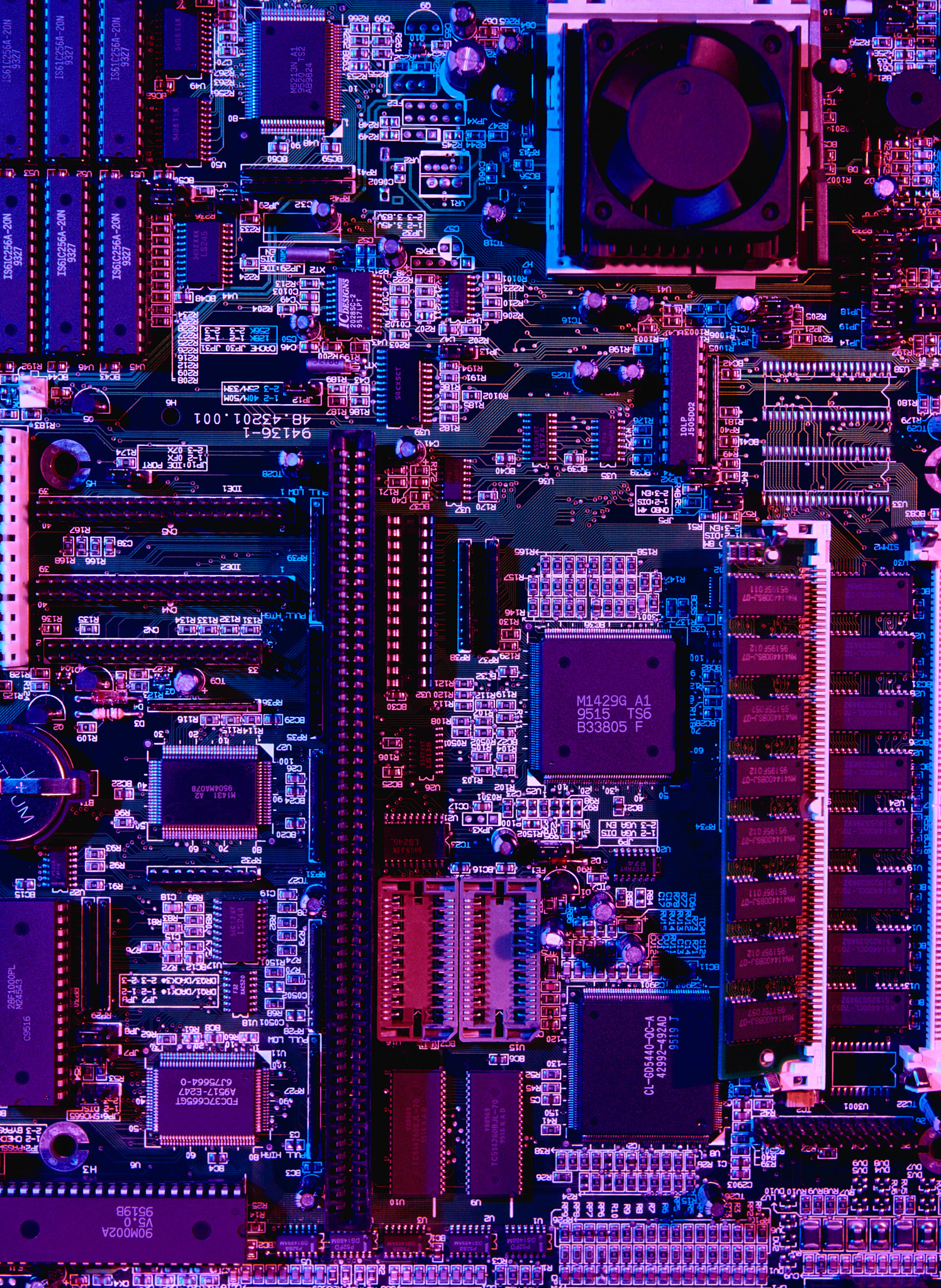 STM32 LED初始化代码详解：点亮你的第一个LED灯