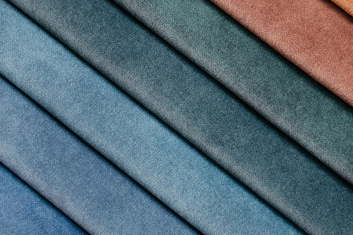 灯芯绒面料款式大全：纯色、条纹、印花等，总有一款适合你！