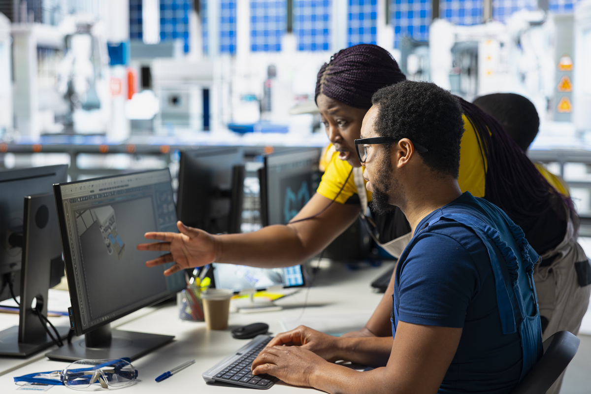 给一段 硬件研发工程师 的职业环境分析