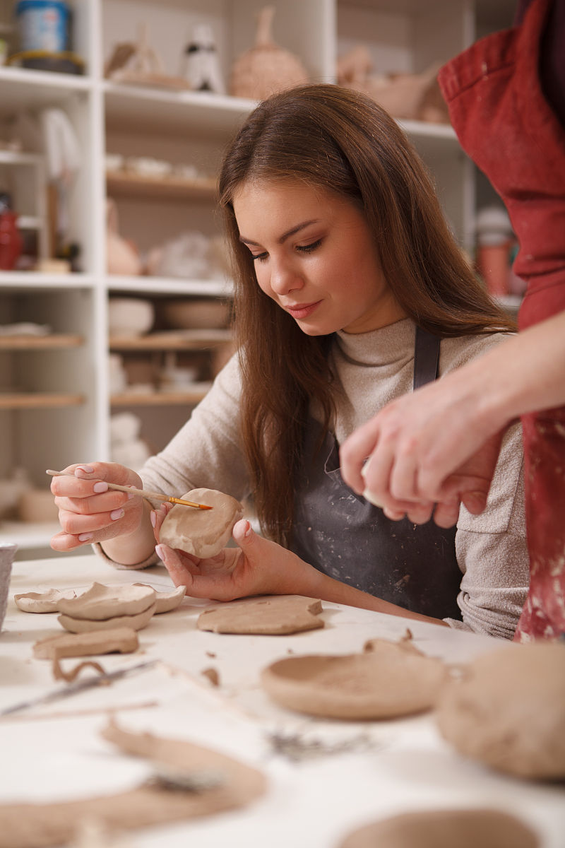 女孩学什么手艺好呢 发展前景比较好