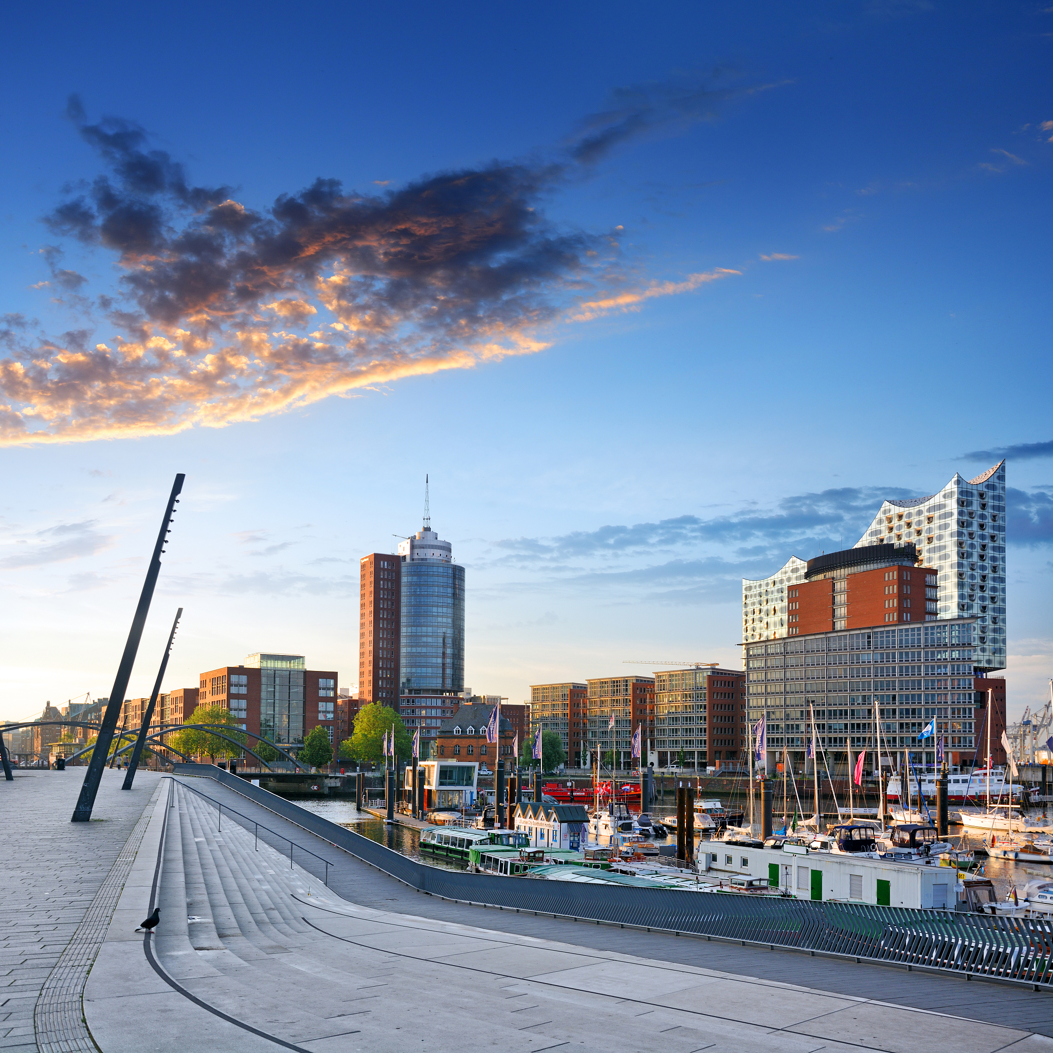 elbpromenade and harbour of hamburg