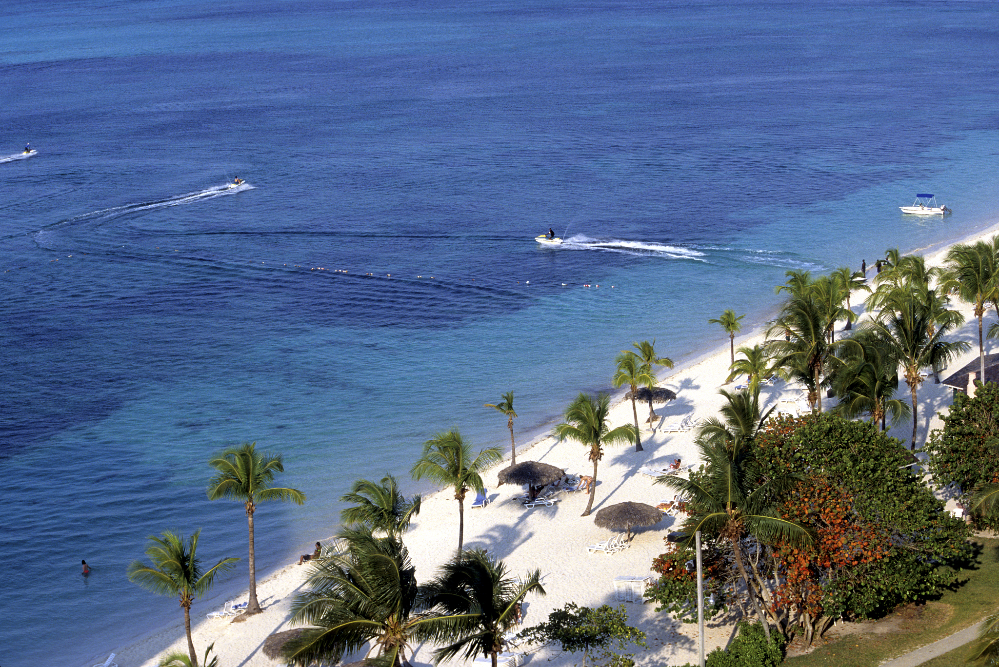 cable beach, nassau, bahamas