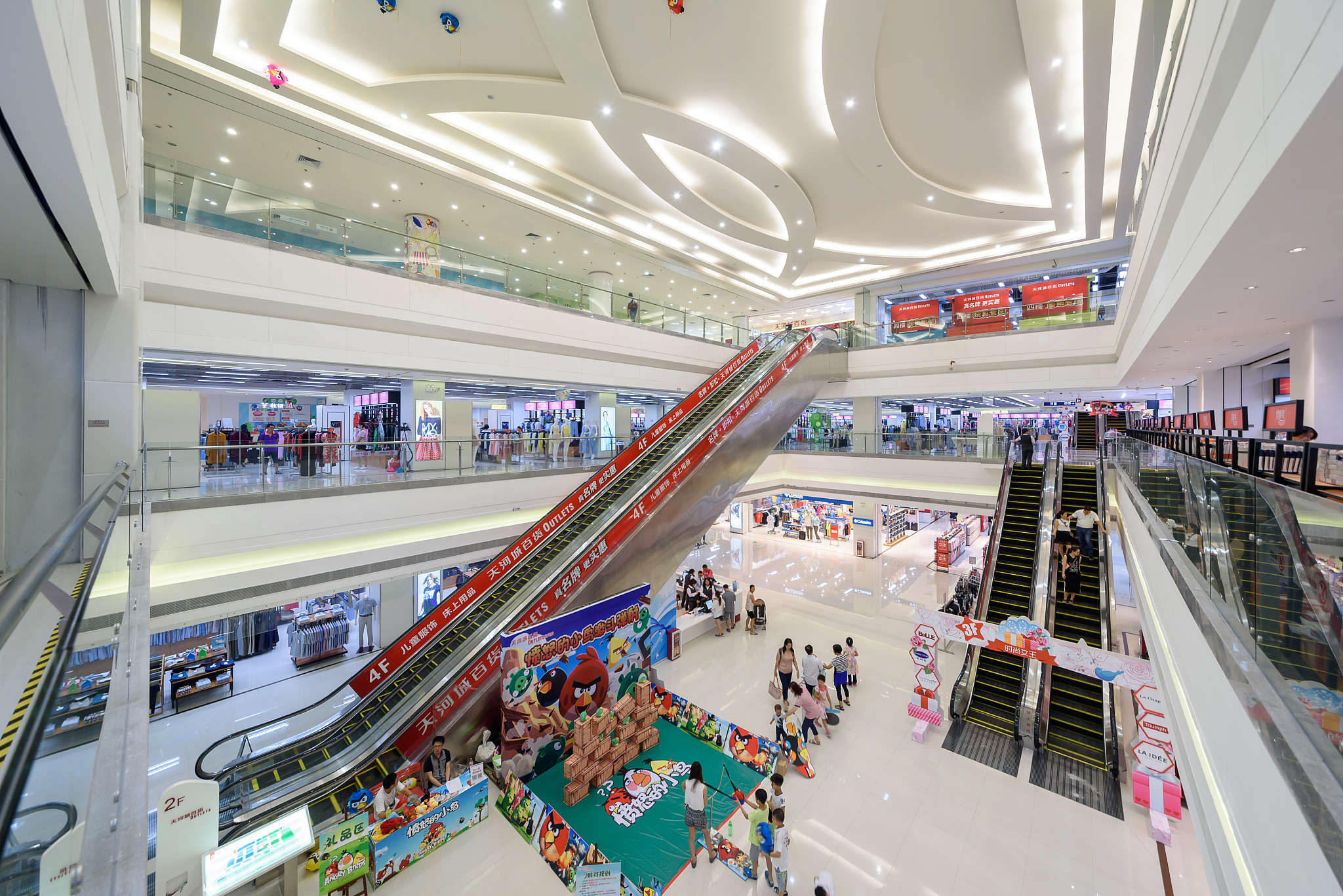 写一段100字关于合肥正大广场的评价