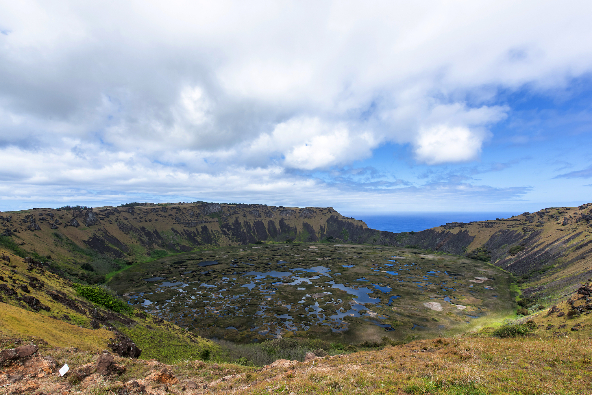 the volcanic crater of rano kau