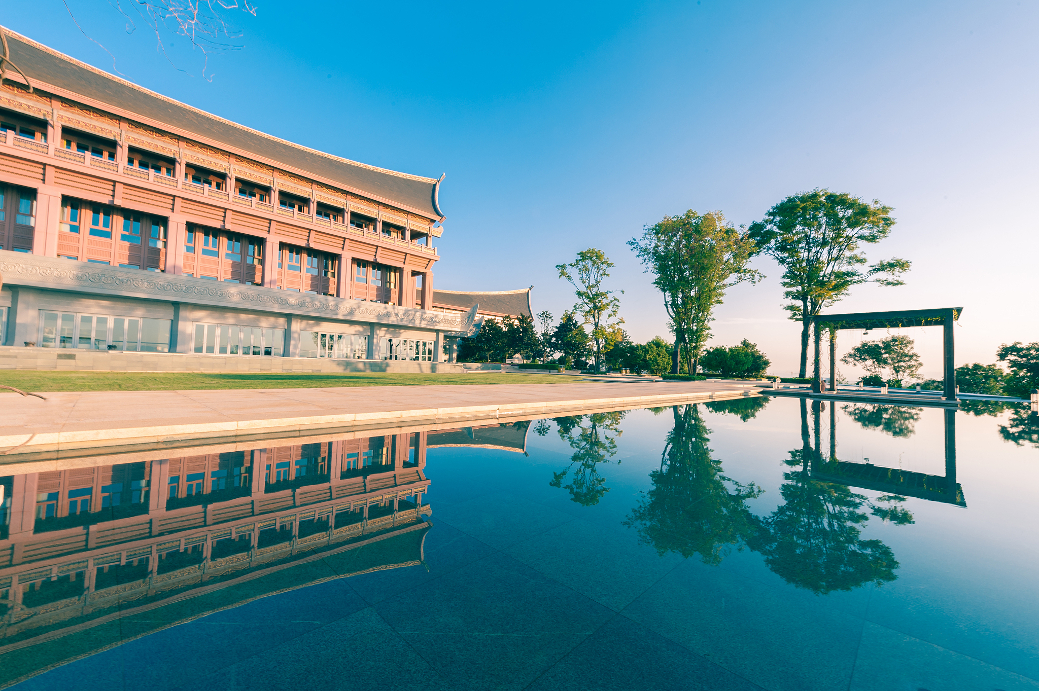 云南大学滇池师范学院国家旅游度假区校区3+2五年制大专招生简章怎么样