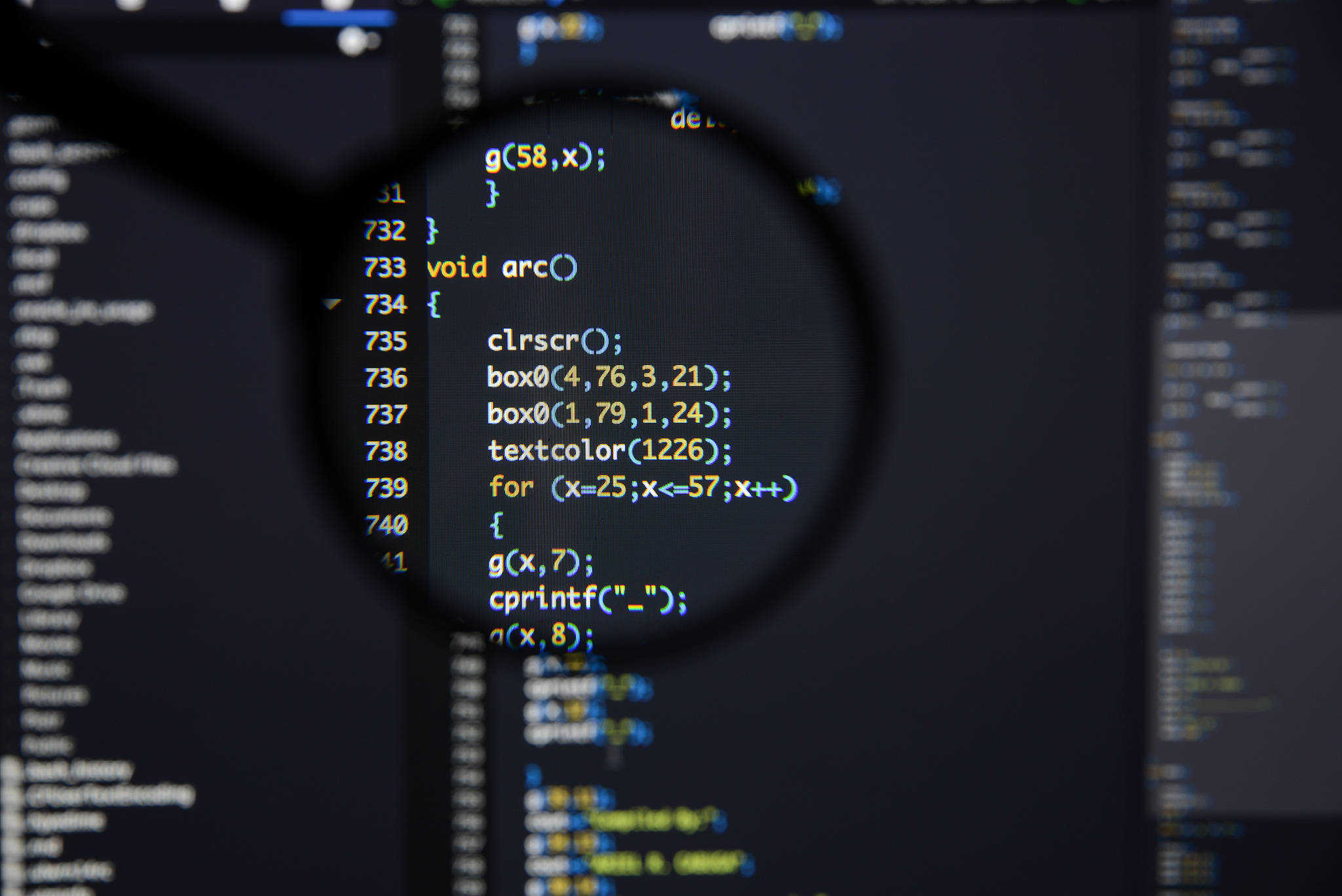 用devc++编写一个程序实现实现顺序表的各种基本运算假设顺序表的元素类型为char并以此为基础设计一个程序完成下列功能初始化顺序表;采用尾插法依次插入元素abcde;输出顺序表L及其长度;判断L是否为空输出L的第三个元素;输出元素a的位置在第四个元素位置上插入元素f删除L的第三个元素;释放顺序表。
