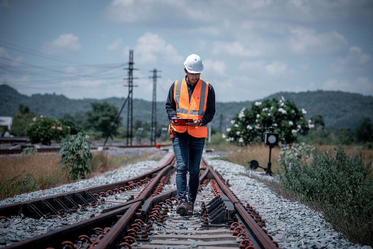 包头铁路工程学校招生简章 - 培养未来铁路工程师的摇篮