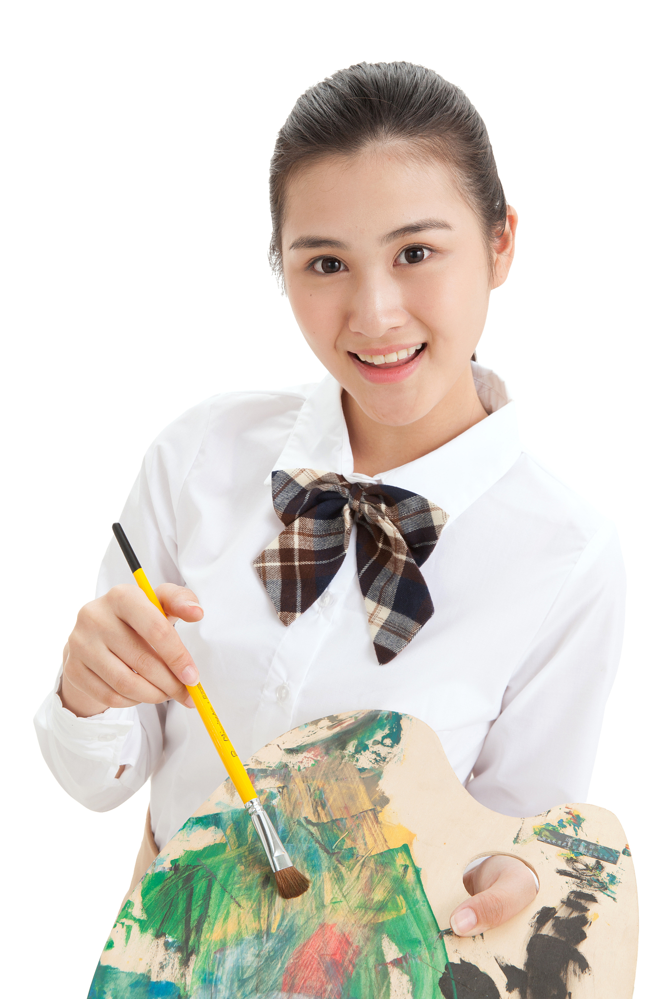 中学女生拿着画板和画笔