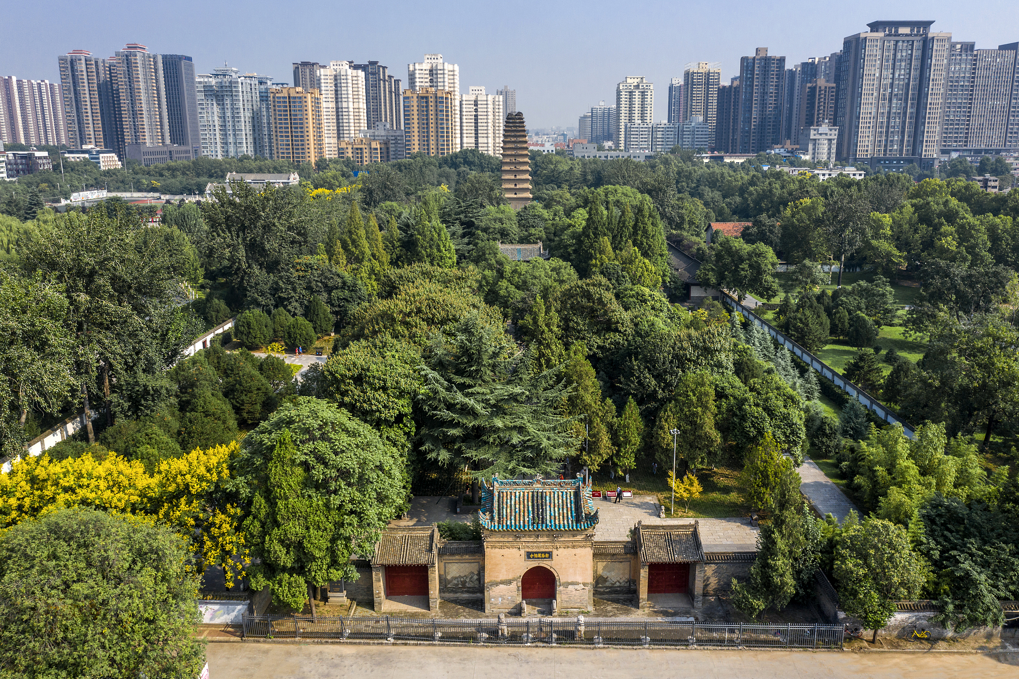 陕西航空医科职业技术学校招生老师QQ及电话简介