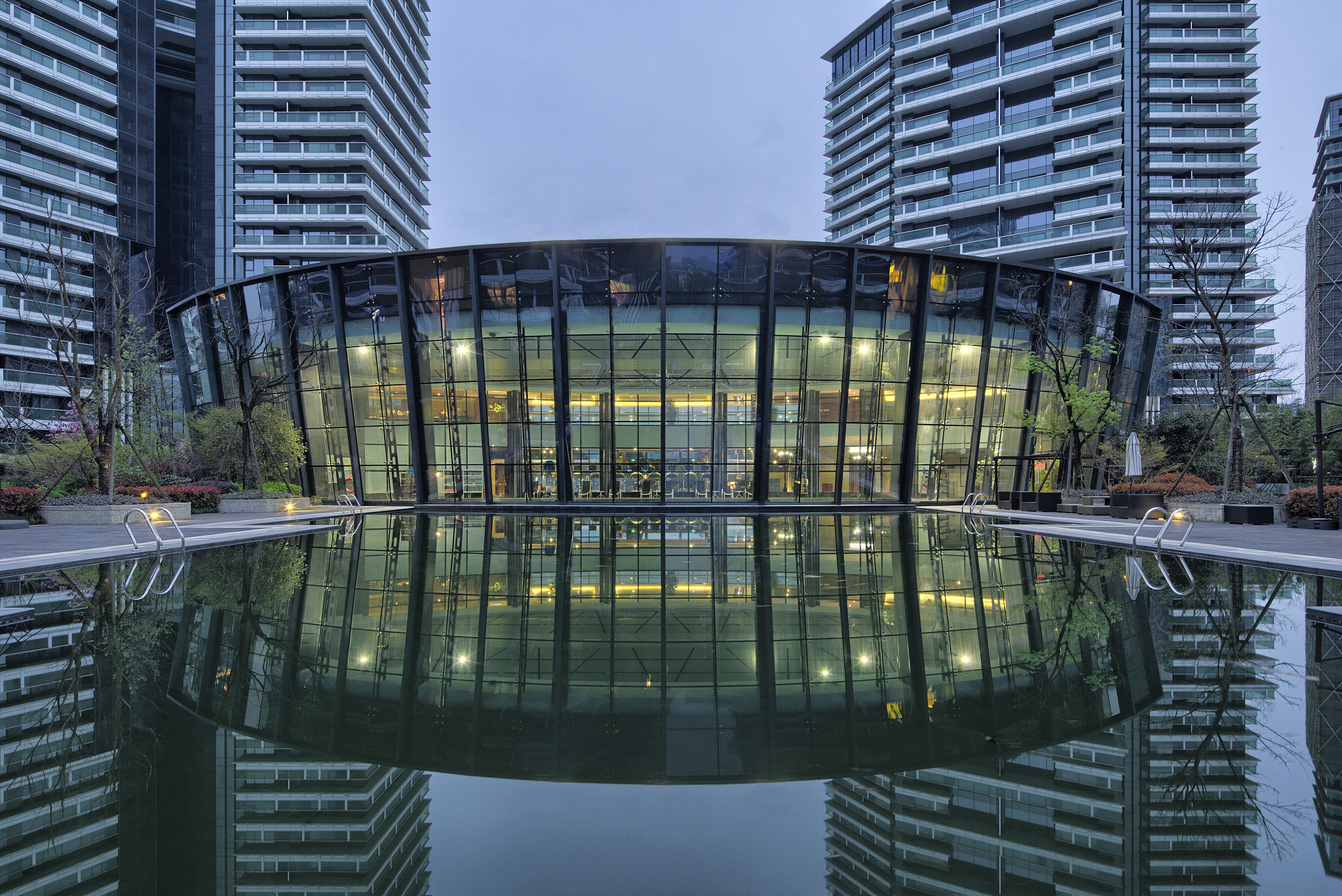 出一个房地产宣传文案