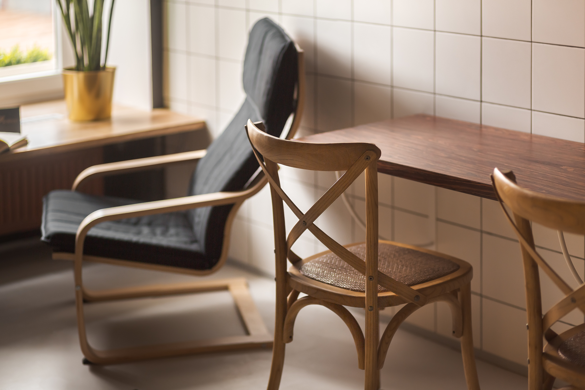 comfortable wooden chairs in the space for work. a place of wait