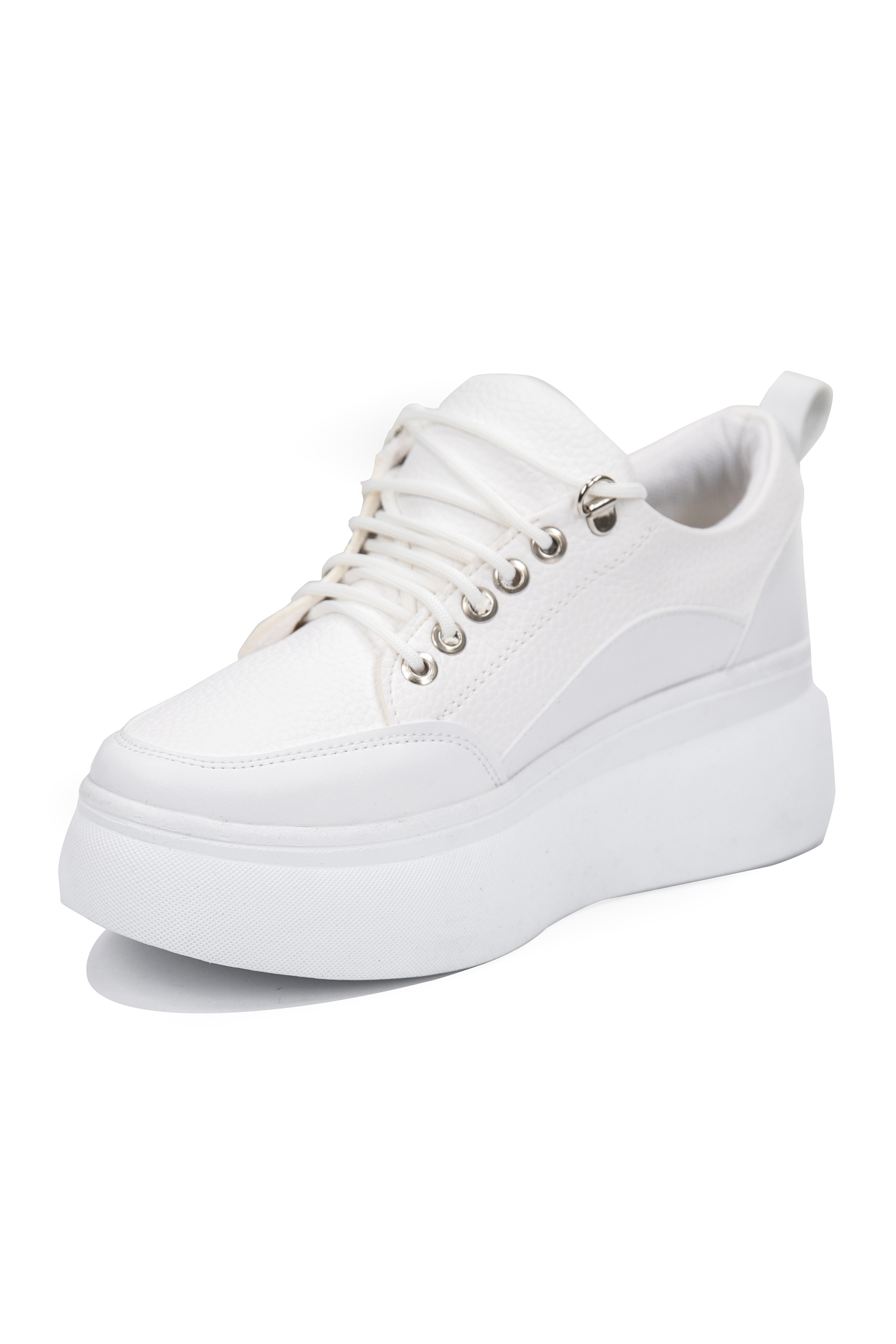 Stylish Sneakers Women's Shoes: Comfortable, Trendy, and Functional