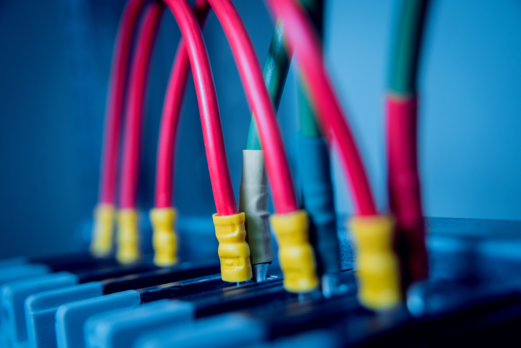 火线5.5平方零线4平方220伏电能承受多少千瓦？