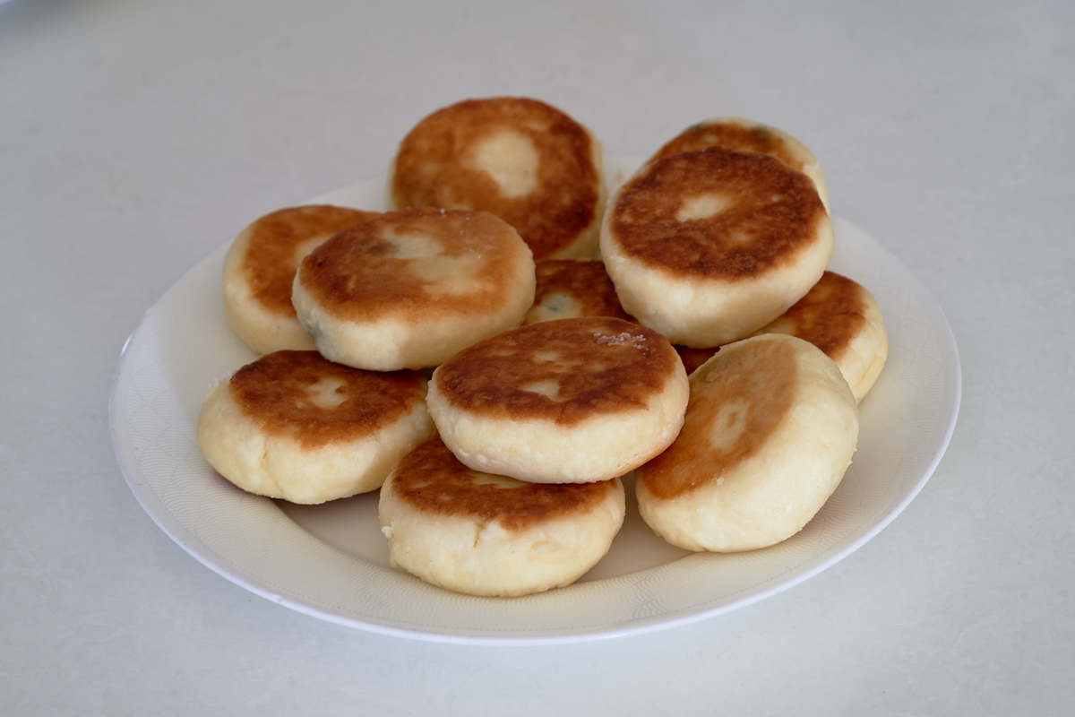 水晶饼：广东潮汕特产，透明Q弹的传统糕点