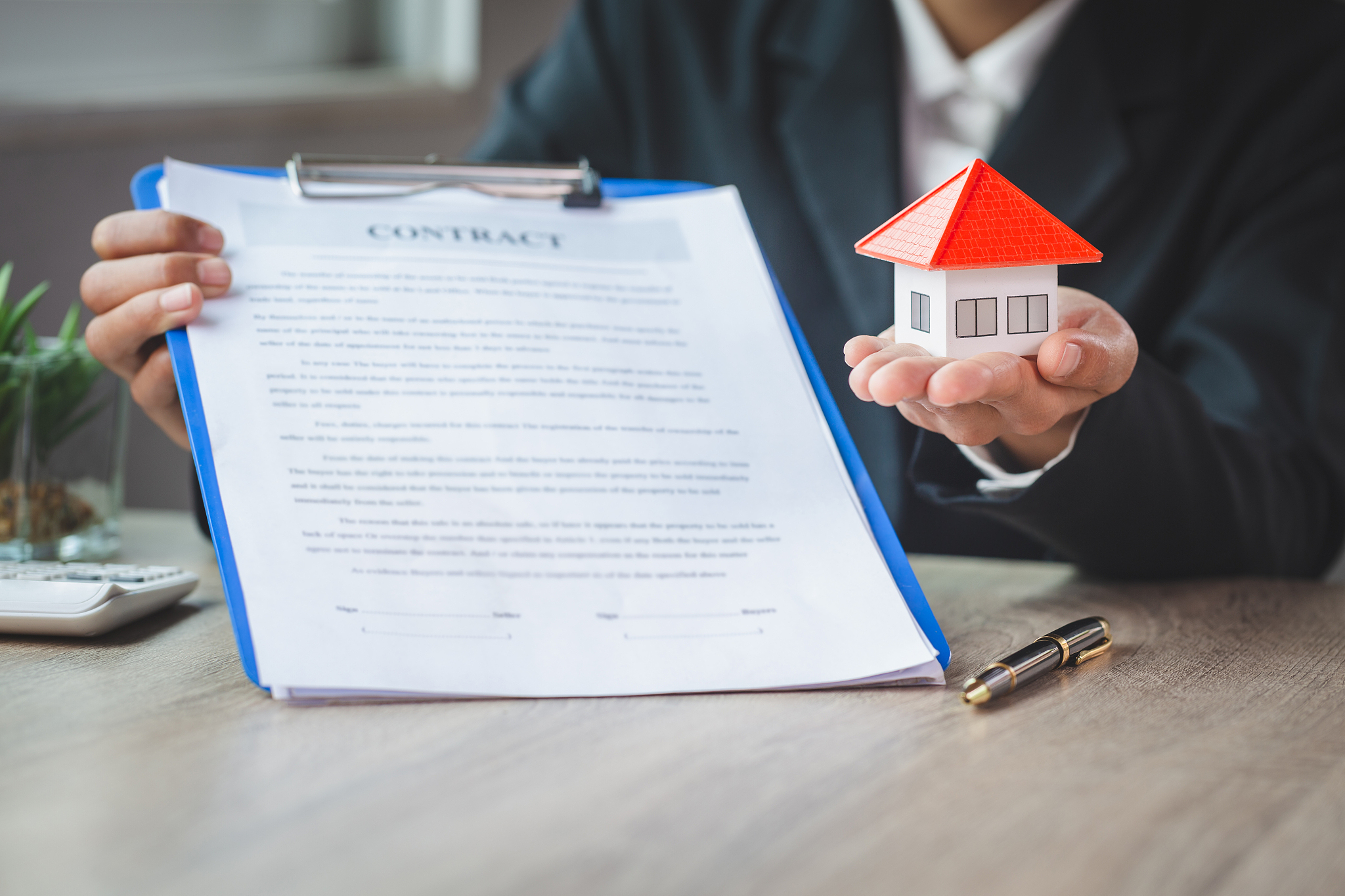 房地产抵押贷款纠纷：36套商品房抵押借款，19套房违规出售导致159万损失