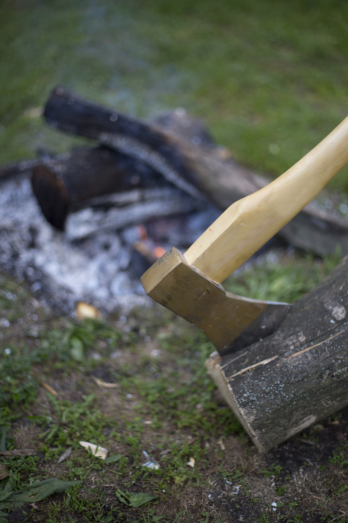 高效便捷，劈柴钻头助你轻松应对户外挑战！