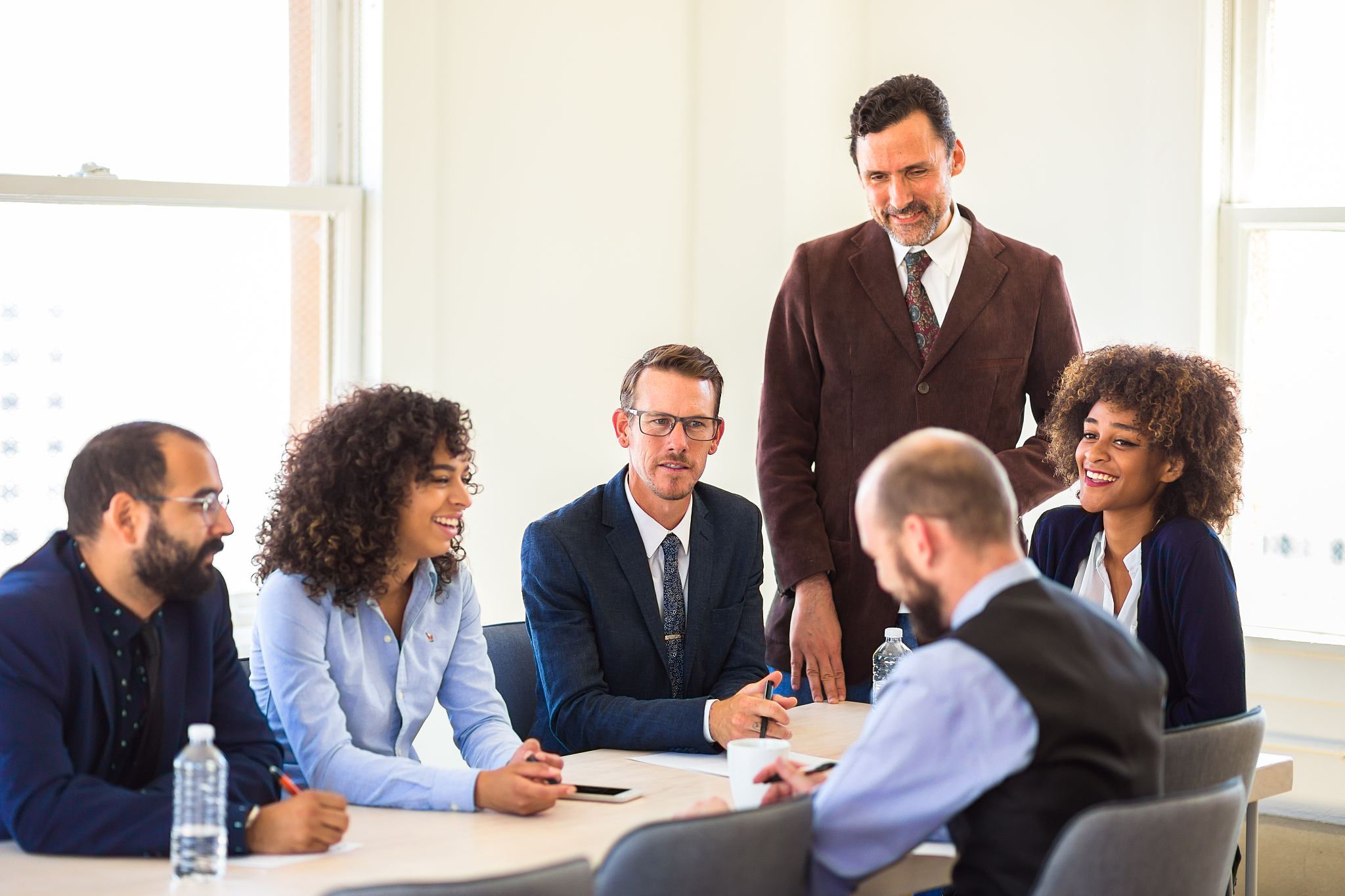 如何进入中央政策研究室？你可以从中央政策研究室里面人员的简历总结共性规律
