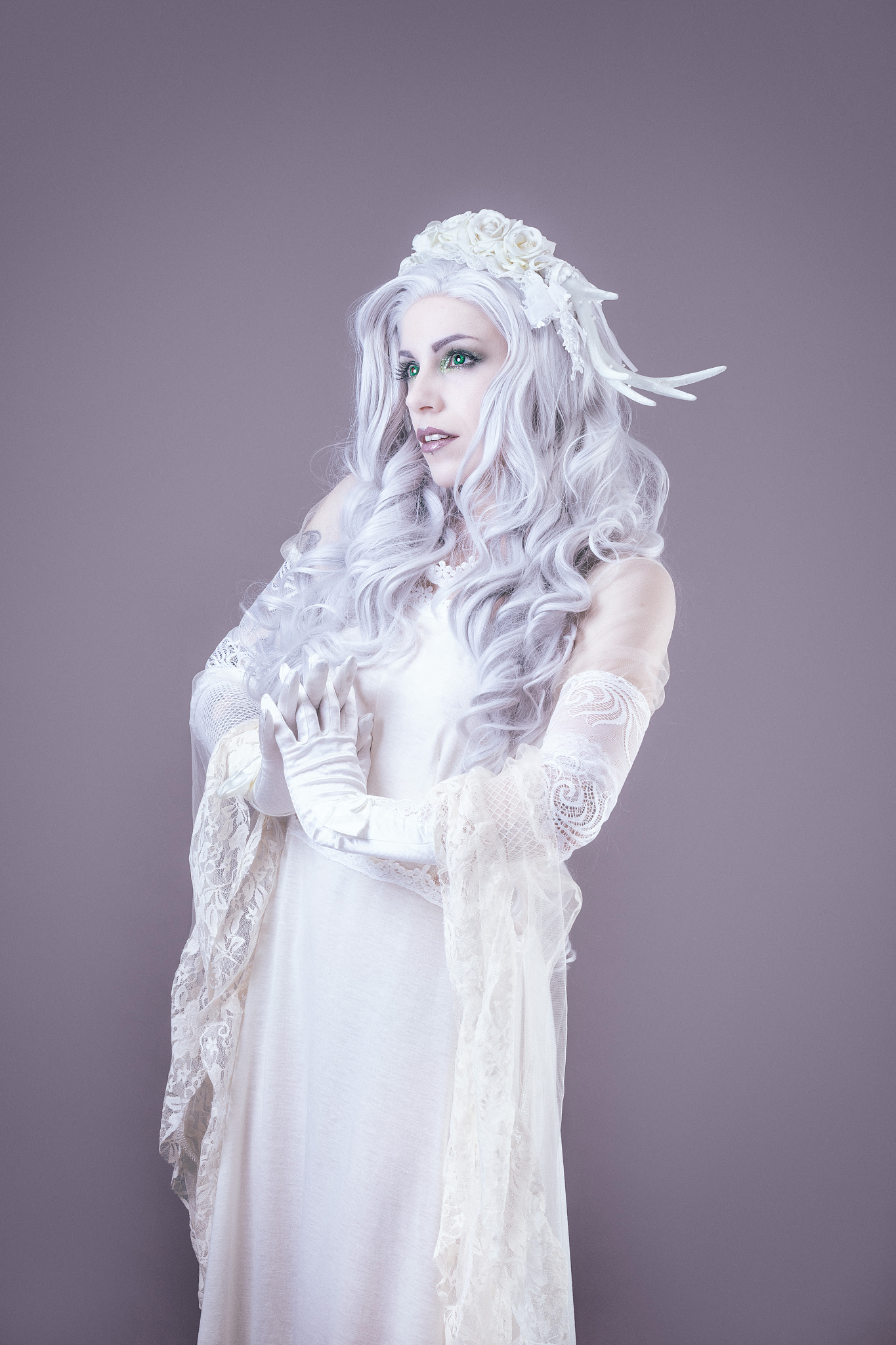 金发公主，18岁，以傲然之姿迷倒众生