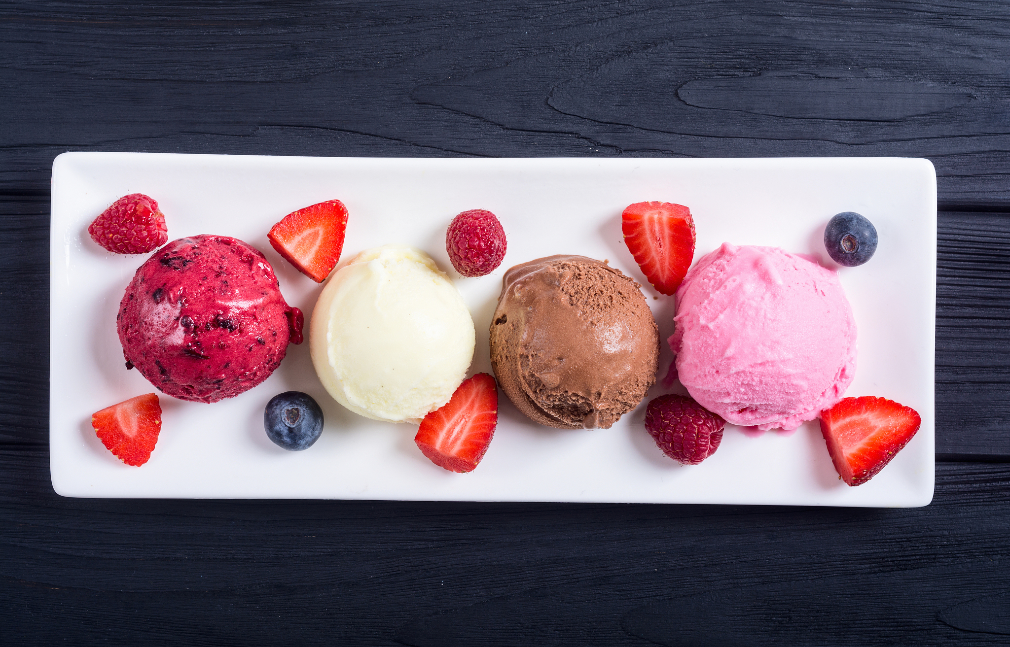 mix of ice cream ball