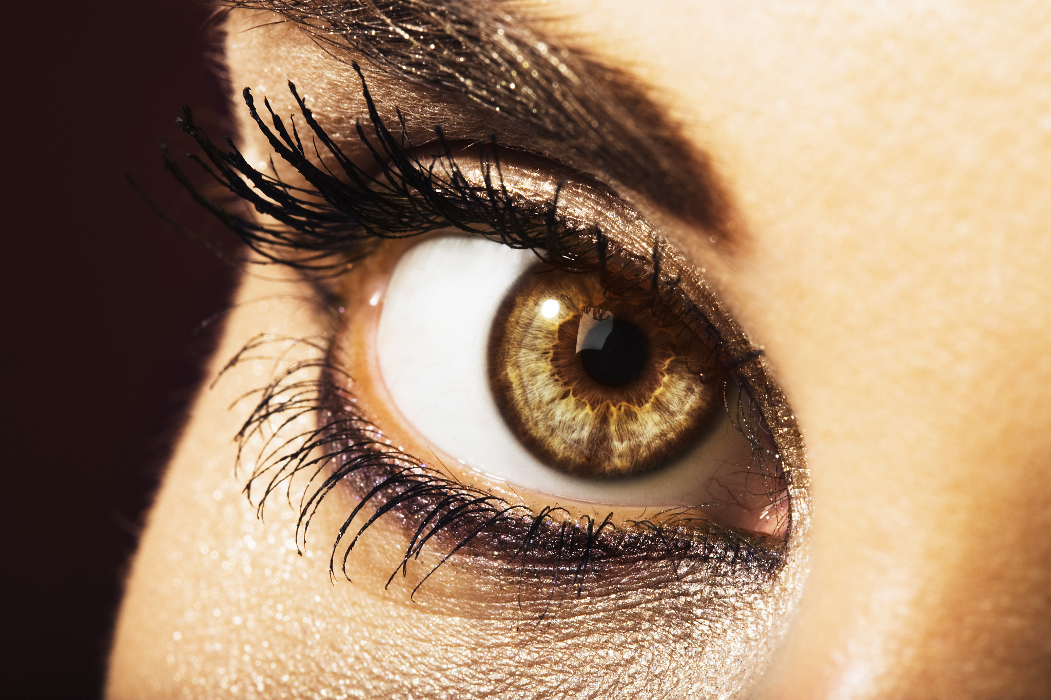 golden makeup