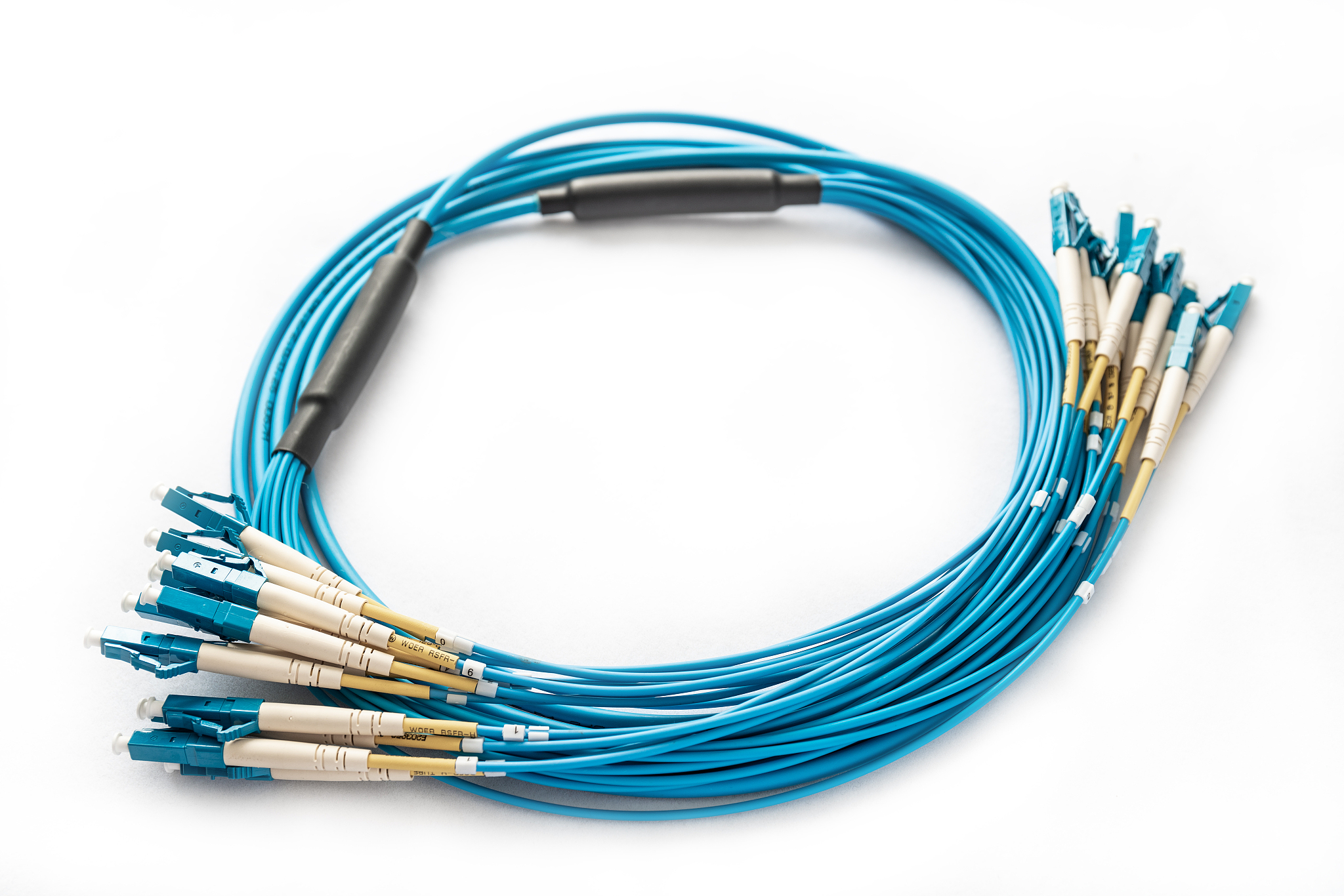 传输效率最高的介质 - 光纤