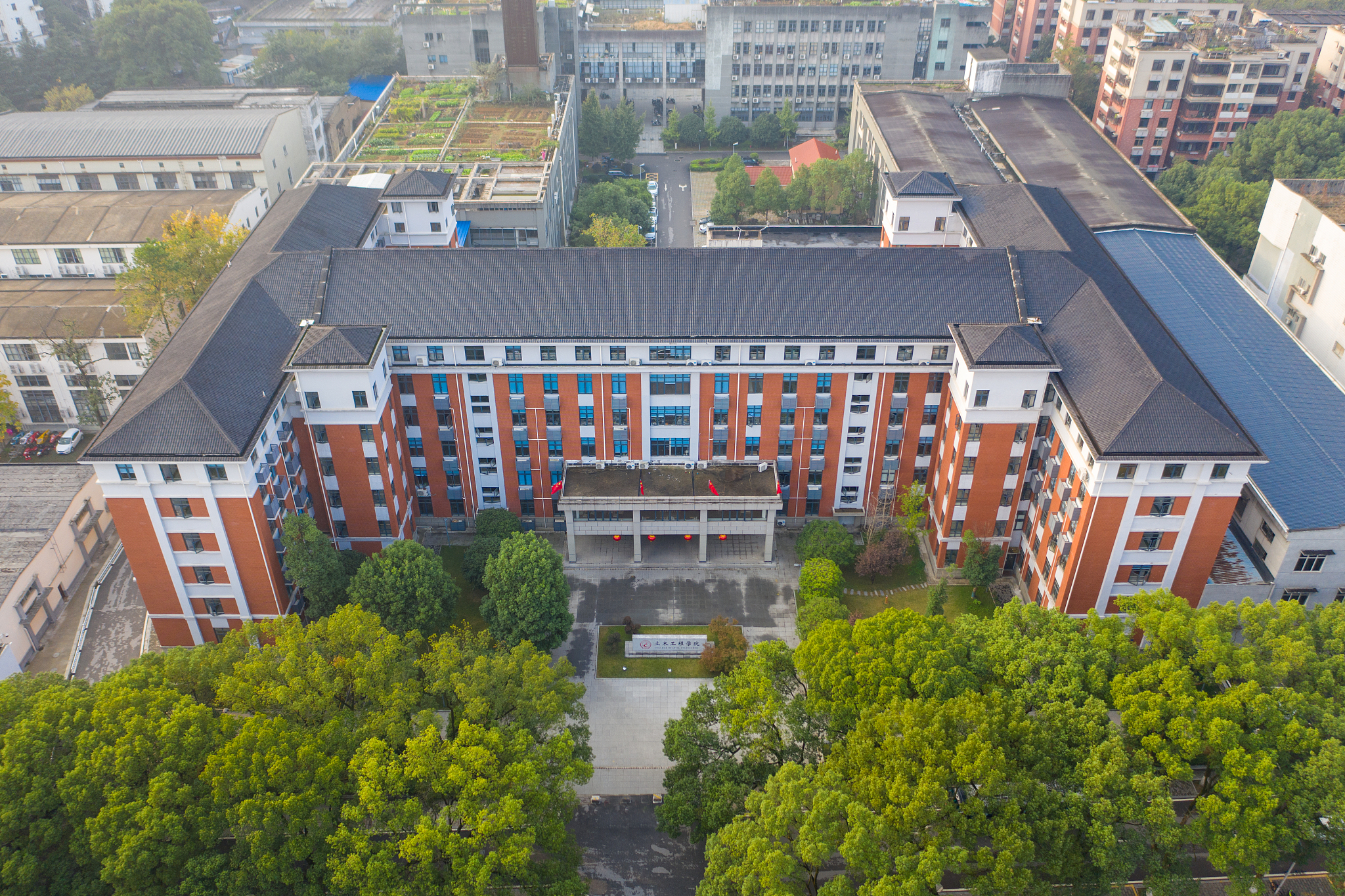 湖南大学：以工为主，多学科协调发展的综合性大学