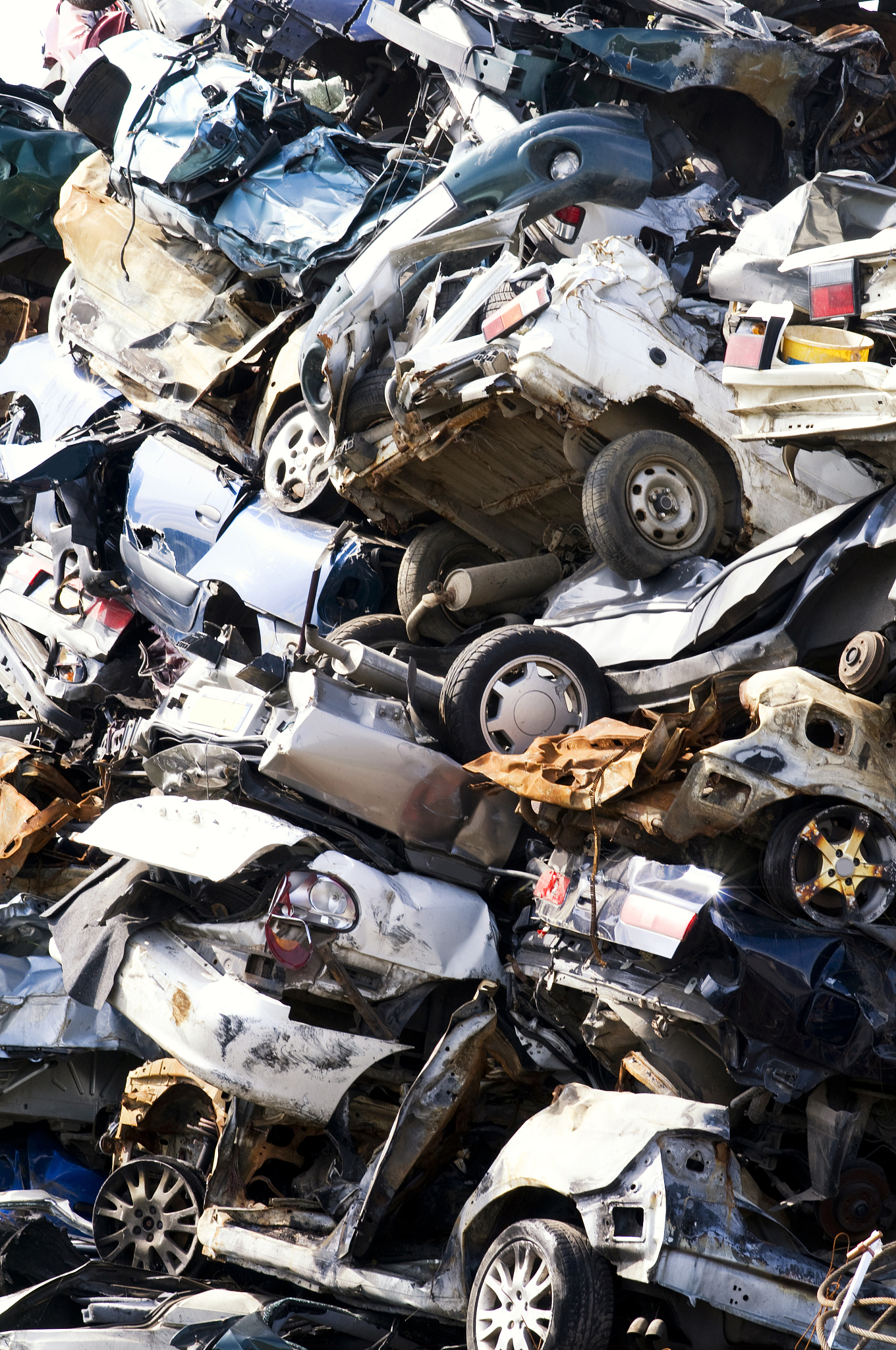 旧汽车保险杠颗粒那里回收