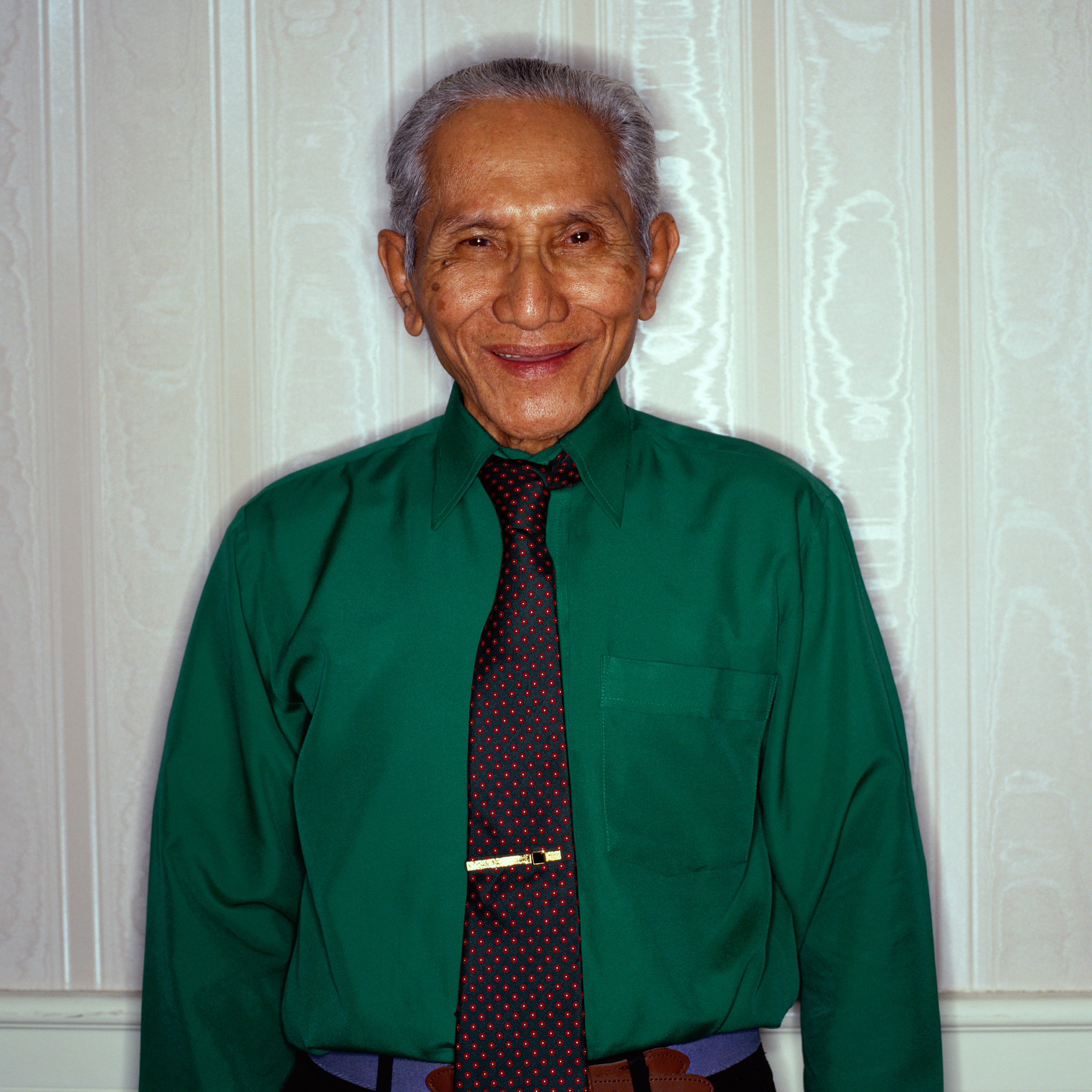 大叔这个年龄段的人用英语怎么说