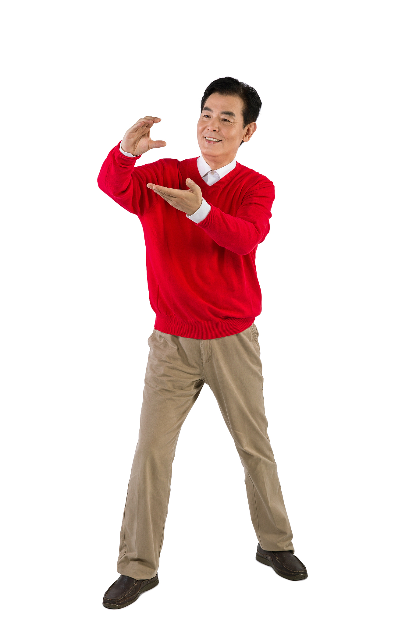 打太极的中年男人