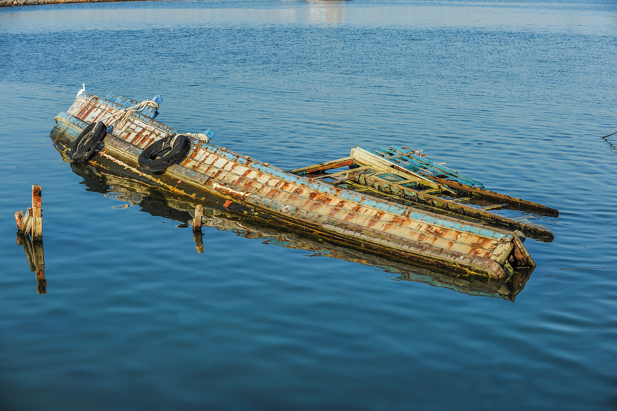 fishing boat sank.