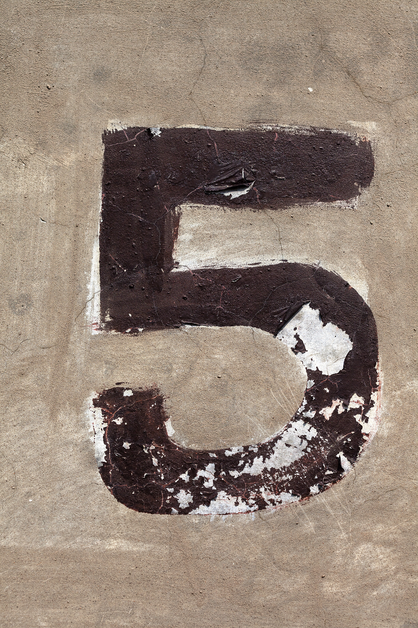 数字<strong>5</strong>,垂直画幅,式样,无人,古老的,漏字板,组物体,户外,特写,损坏的