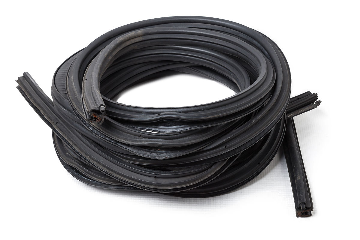 封胶线打胶一段干一段不干怎么回事