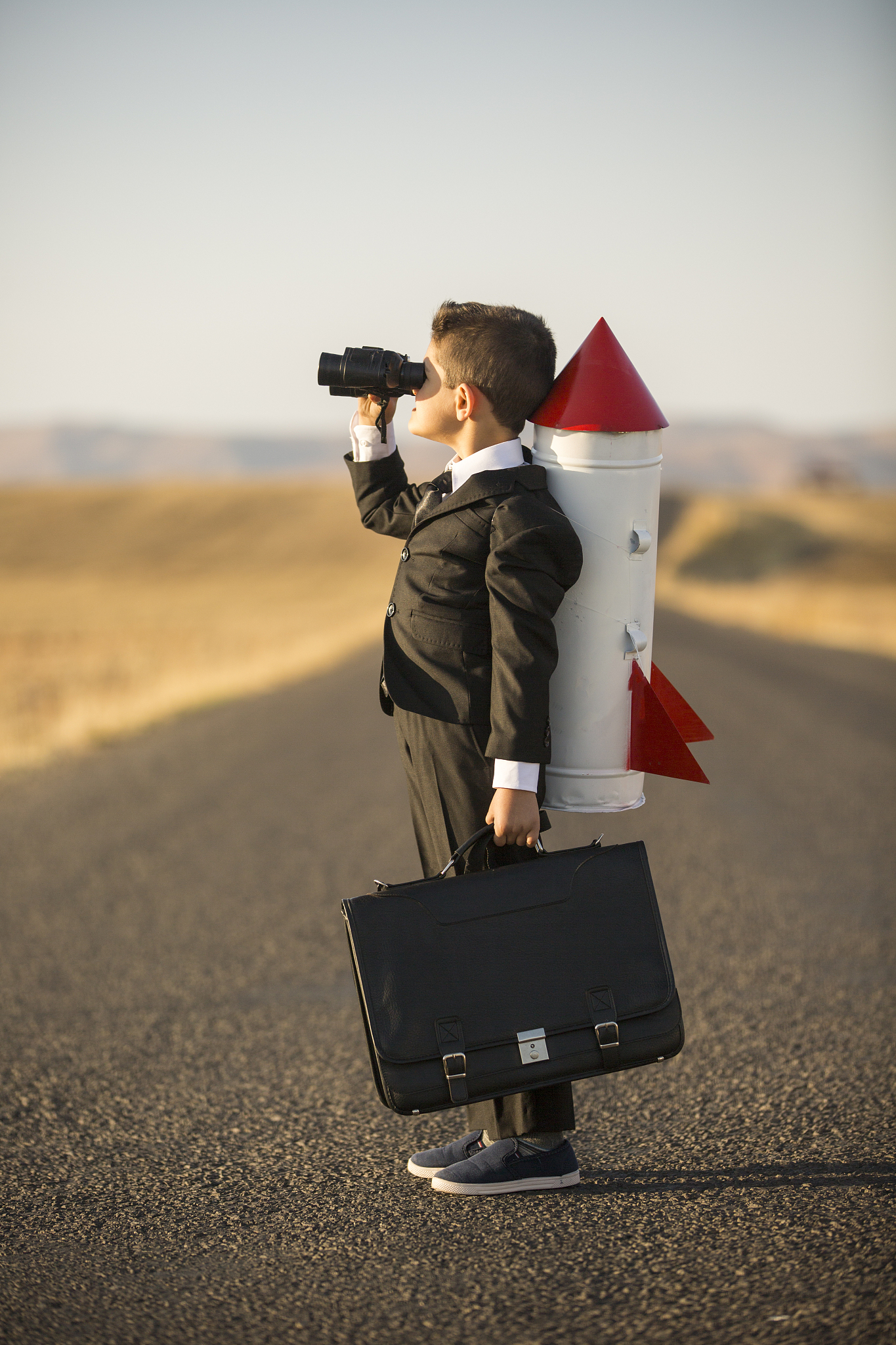 灰色蜕变：追寻内心色彩，点燃生命奇迹