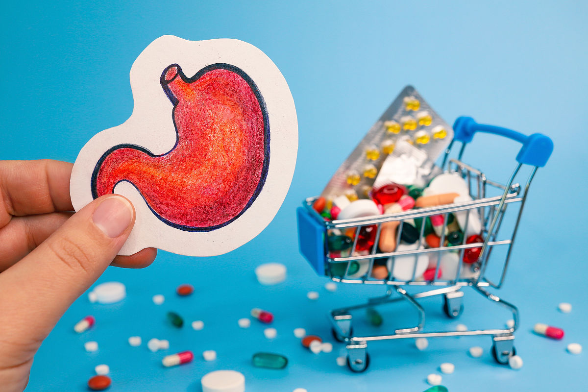 慢性胃炎防治胃溃疡指南：饮食、生活习惯及药物注意事项