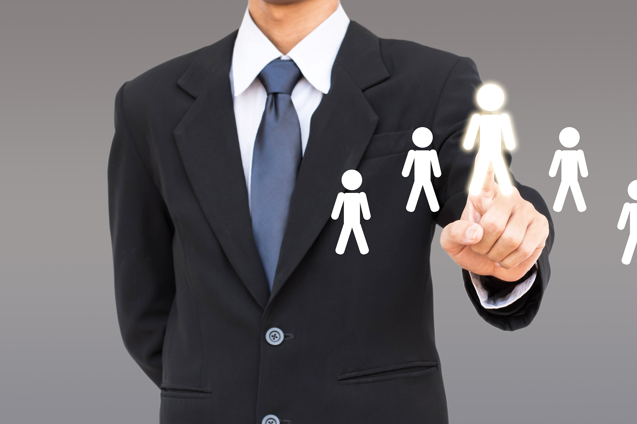 广西2021年中专学什么内容：热门专业及未来发展方向