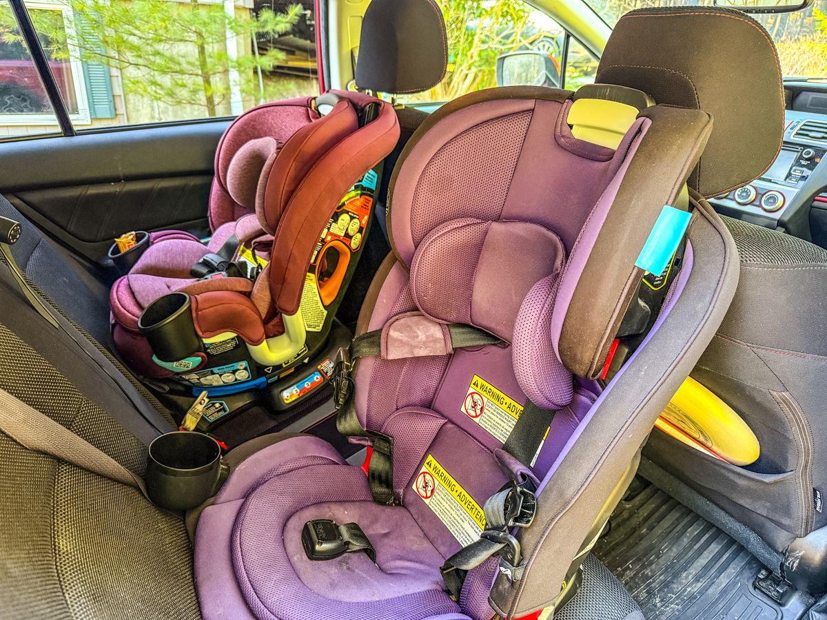 facebook 上怎么寻找 汽车安全座椅关键词