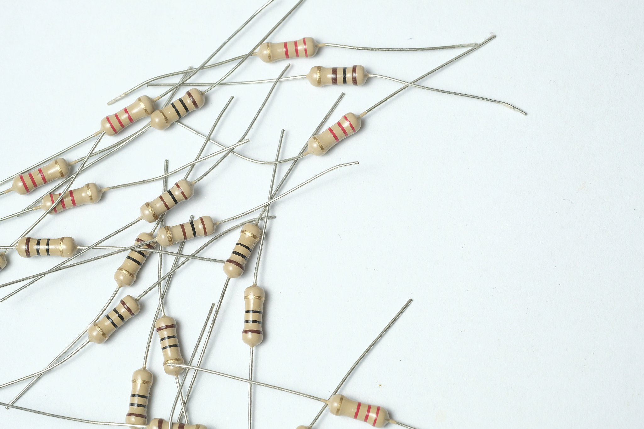 可调稳压电源电路分析