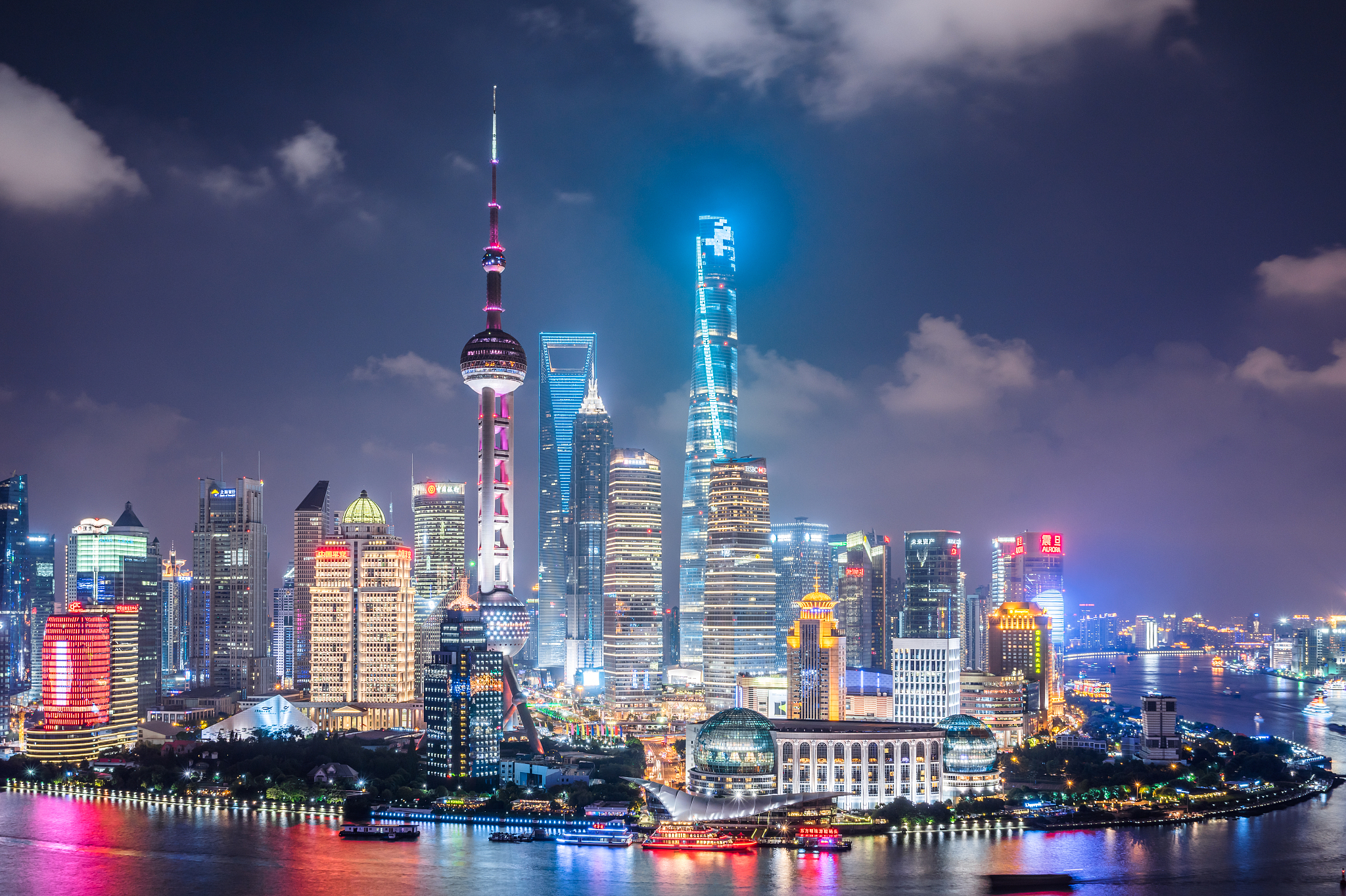 shanghai skyline at night