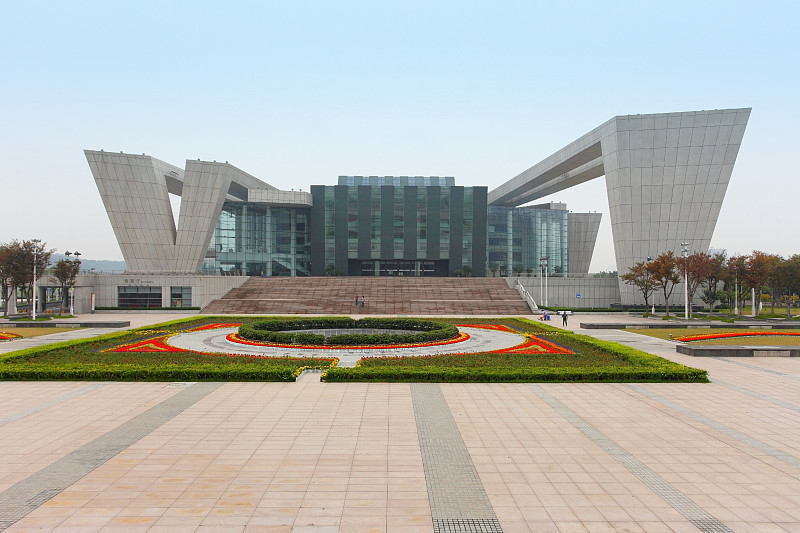 2023年湖北现代技术学校招生专业都有哪些-好不好