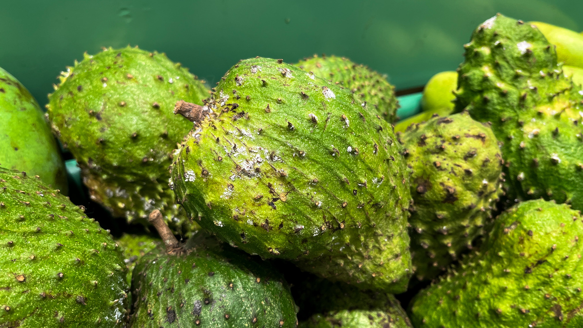 吃荔枝有什么好处和坏处