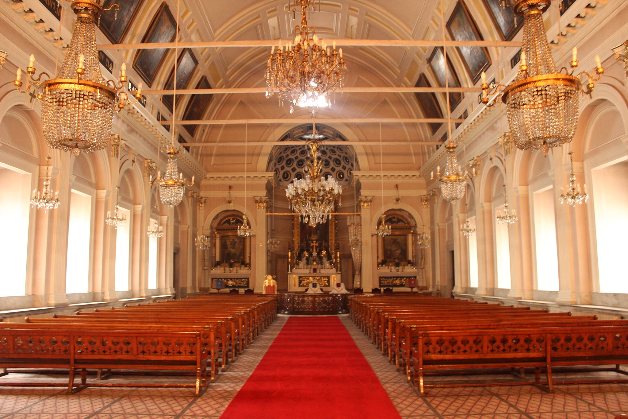 beyoglu uc horan armenian church
