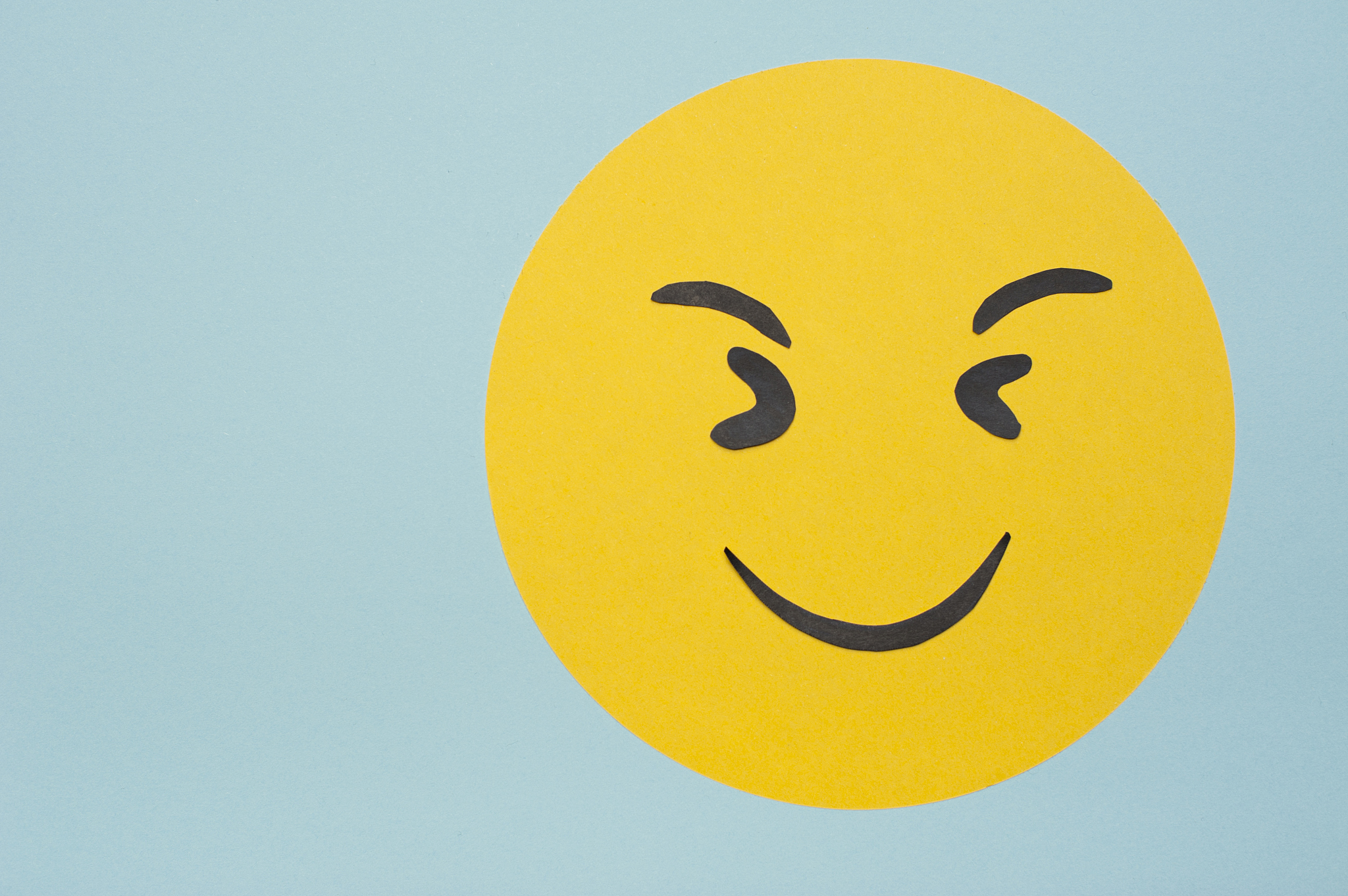 我也是一个严肃的人！我也是一个严肃的人！今天早上我注意到我已经很久没有笑过了我女儿说了一些有趣的事情我的胸口突然放松了我开始完全笑了起来仿佛我是自由的