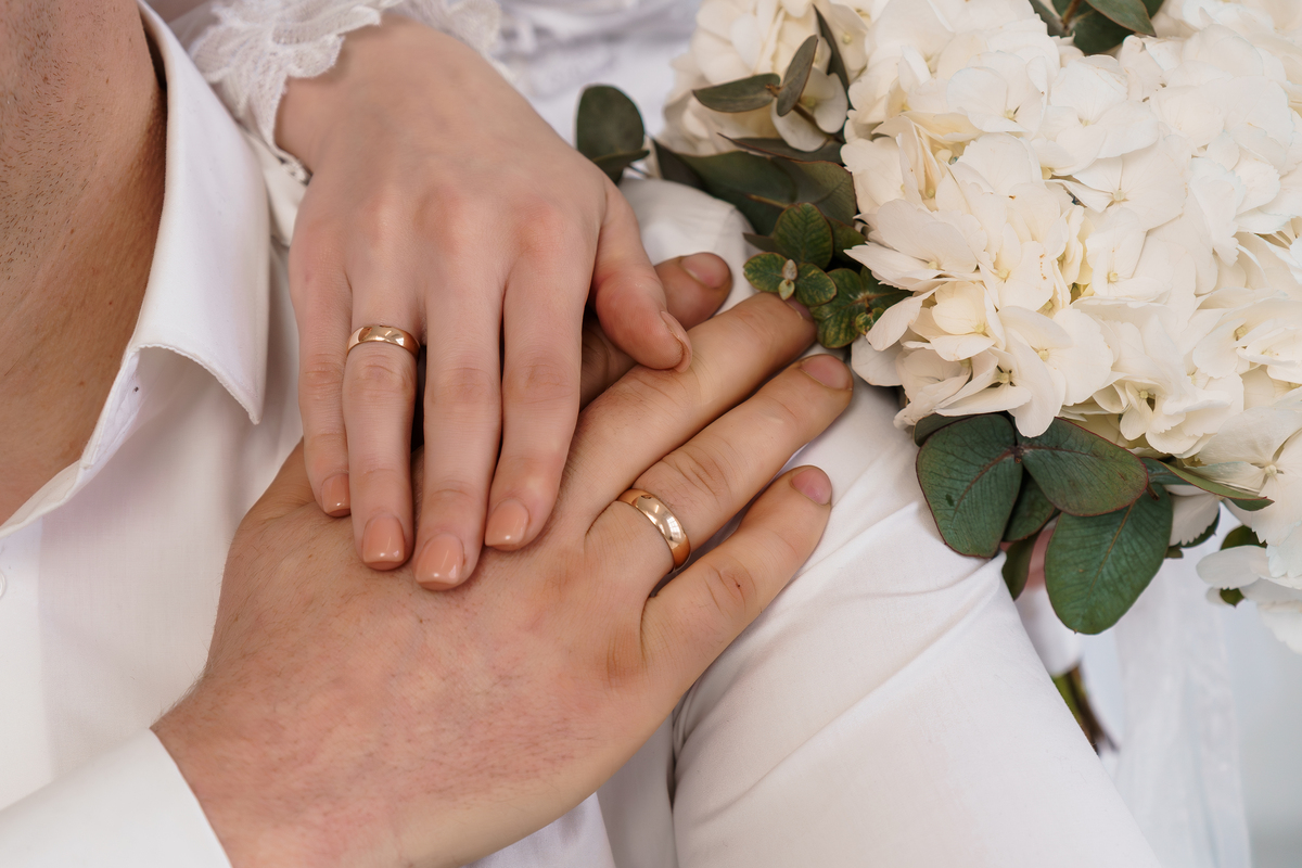 为爱而生，为你而来 - 珍藏你的爱情故事，呵护每一份爱