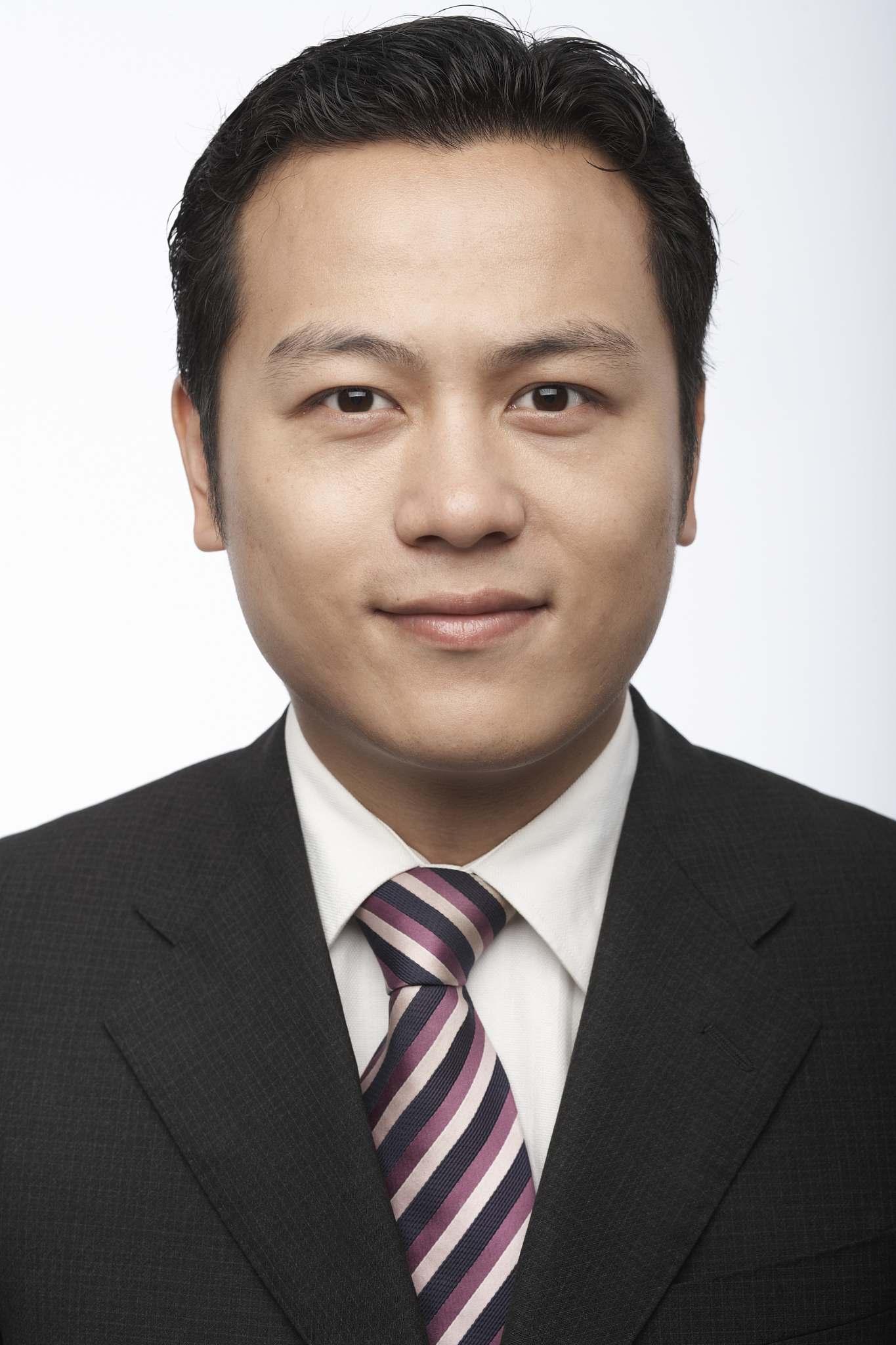 在中国超过40岁了能转行做律师 可以成功吗