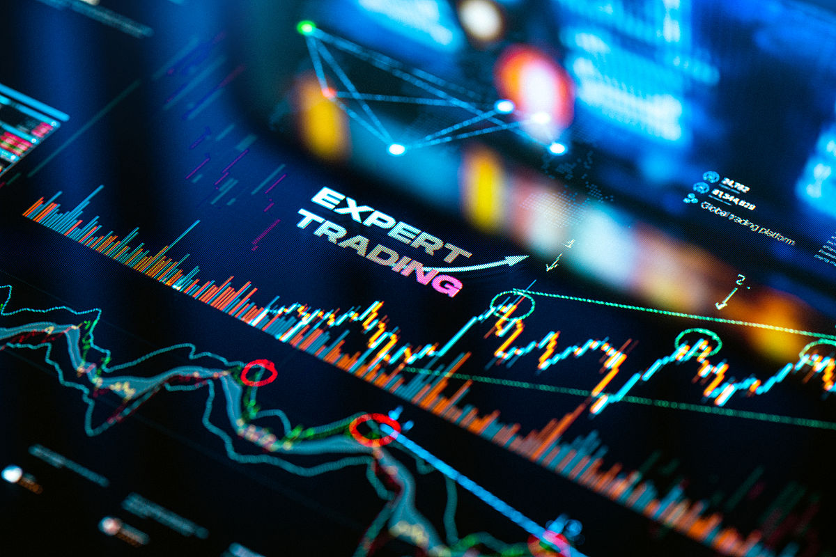单片机指纹刷卡存储柜国内研究现状及市场分析
